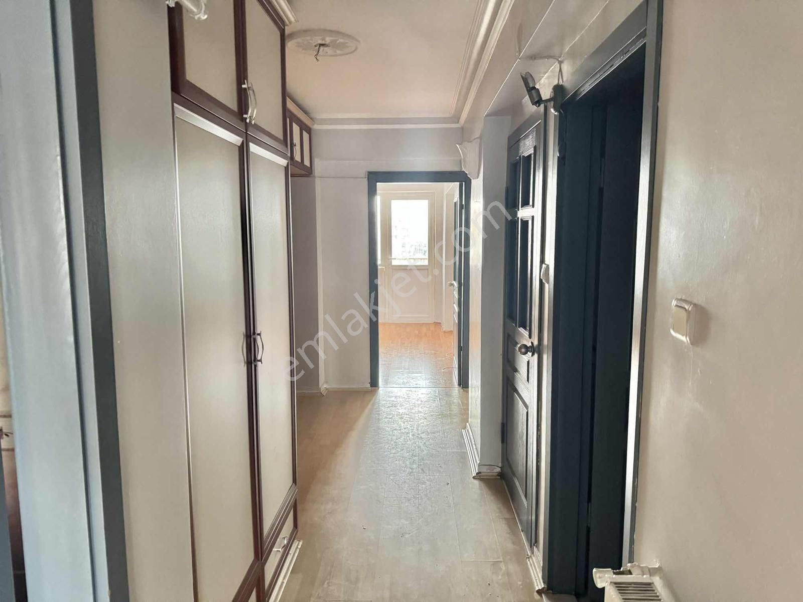 Karapürçek 3+1 Cadde Üzeri 1. Kat Ön Cephe 125m2 Ebeveyn Bany. - Görsel 12