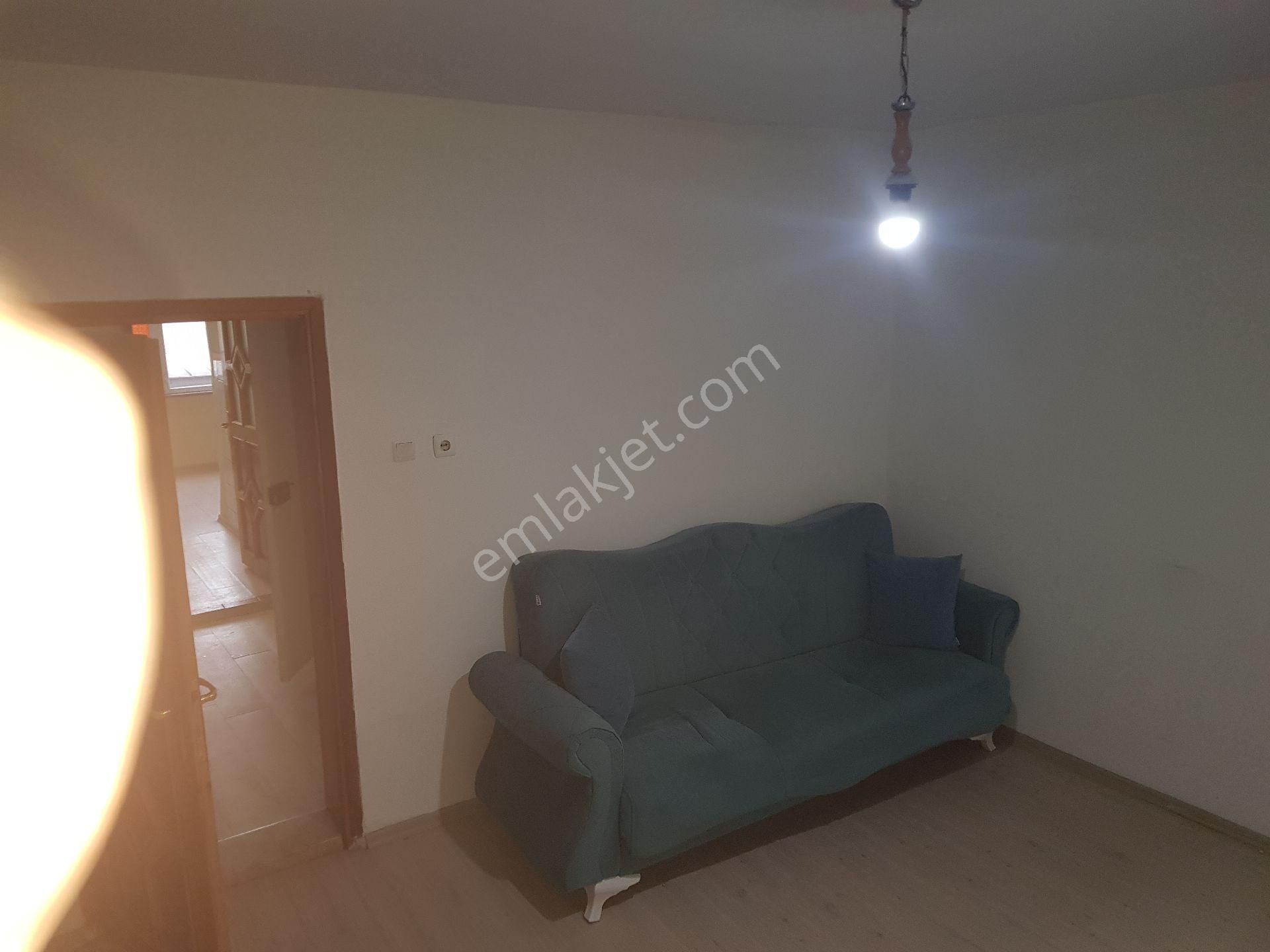 Ara Kat 2+1 Doğalgaz Sobalı Kiralık Daire - Görsel 11