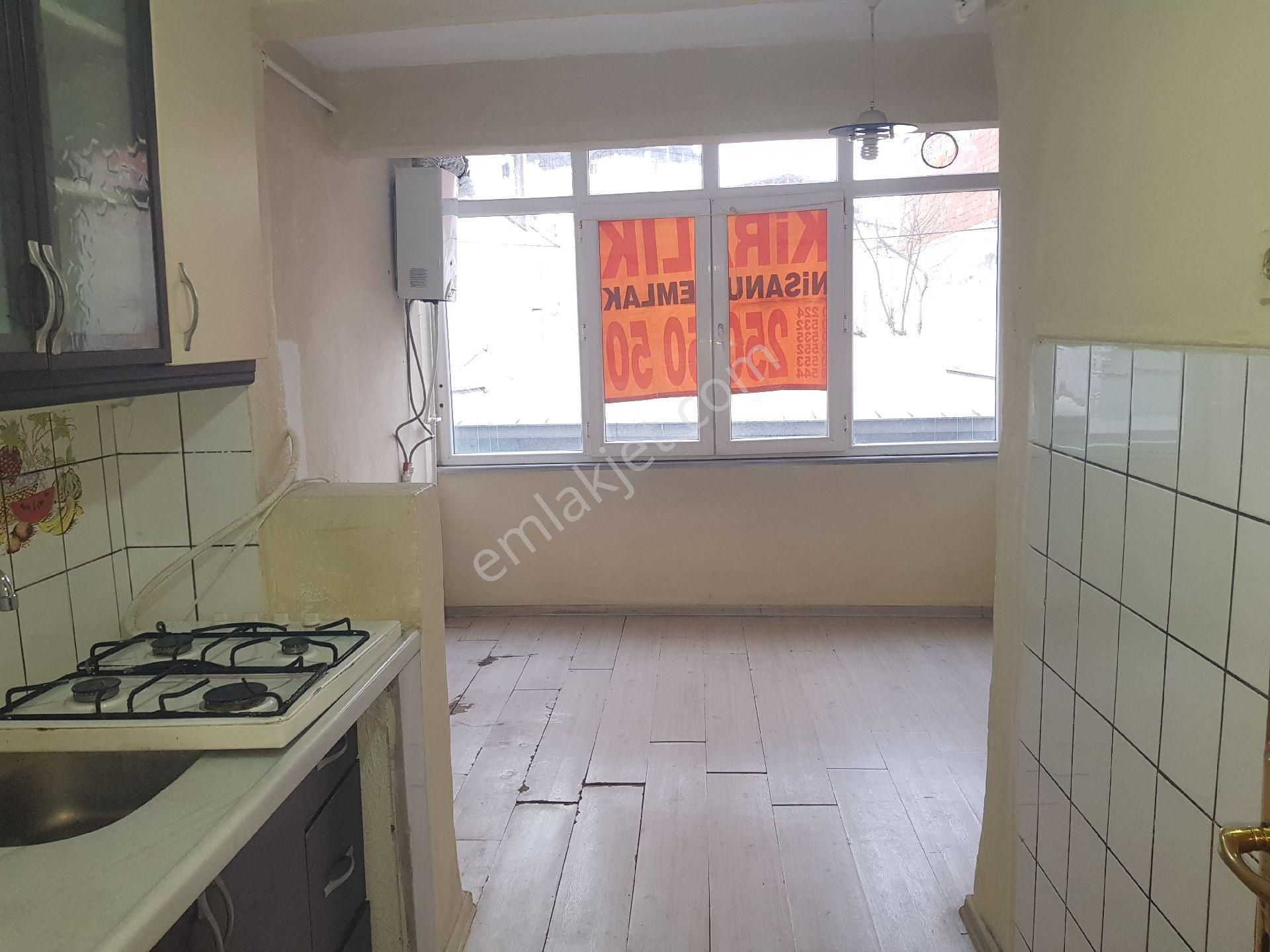Ara Kat 2+1 Doğalgaz Sobalı Kiralık Daire - Görsel 18