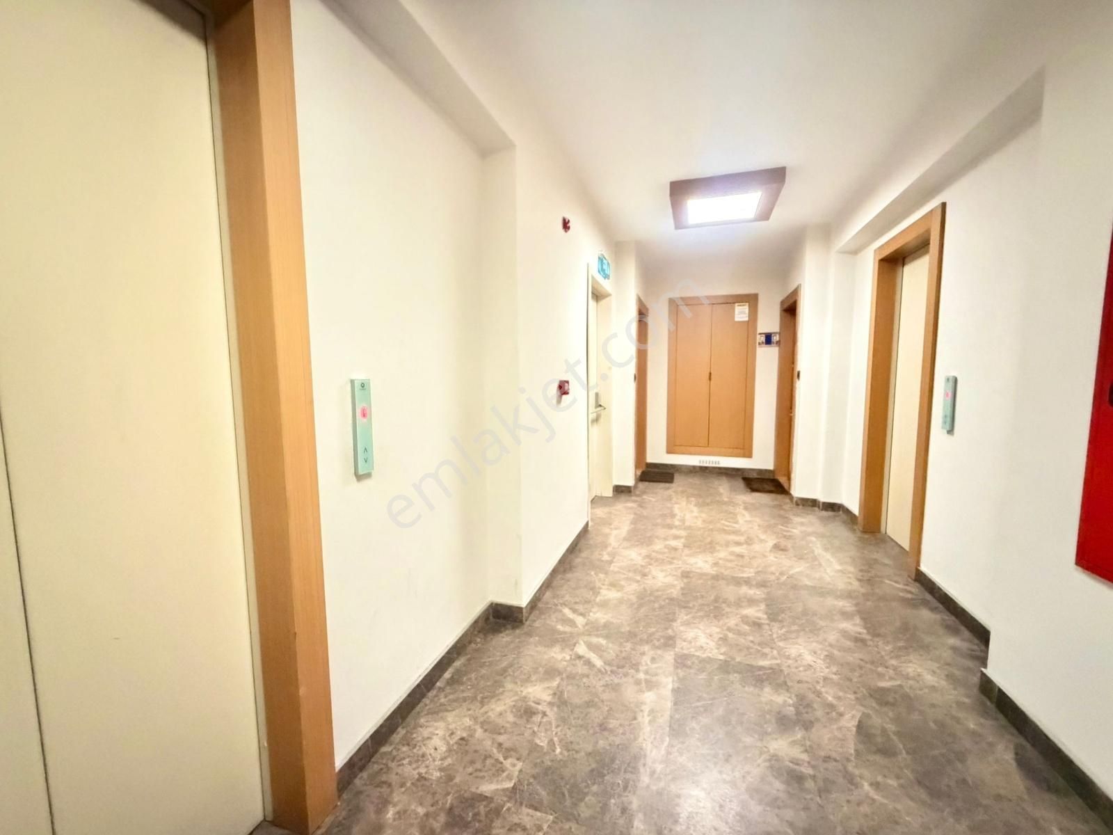 Remax Anı 'dan Şehrizade Konutları Nda Satılık 3+1 Daire - Görsel 2