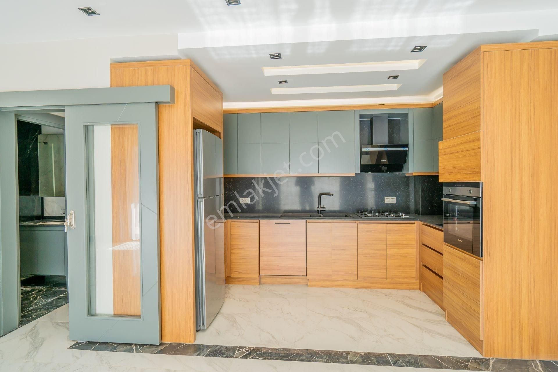 Alanya Tepe’de Deniz & Doğa Manzaralı 4+1 Bahçe Dubleks - Görsel 9