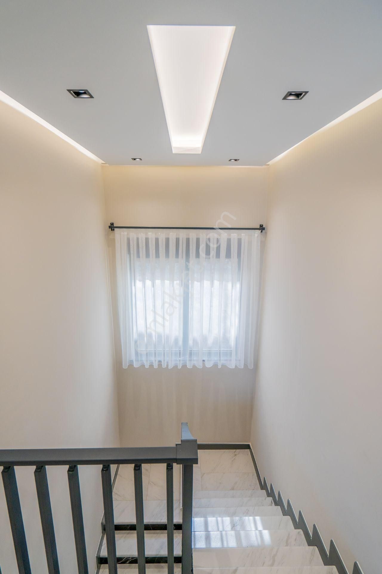 Alanya Tepe’de Deniz & Doğa Manzaralı 4+1 Bahçe Dubleks - Görsel 15