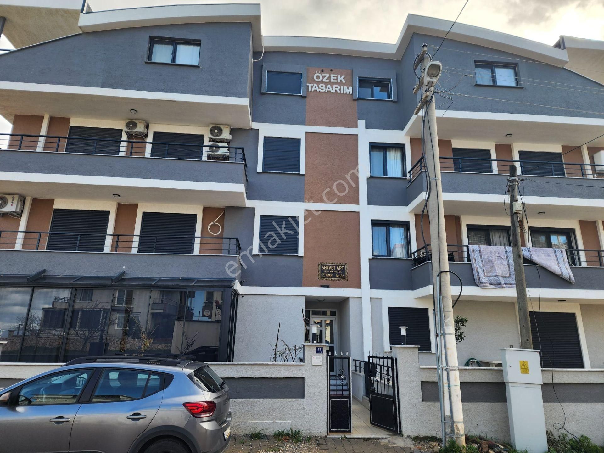 Hisar Mahallesi’nde Bahçeli & Deniz Manzaralı 2+1 | Digem Arkası Fiyat: 4.750.000