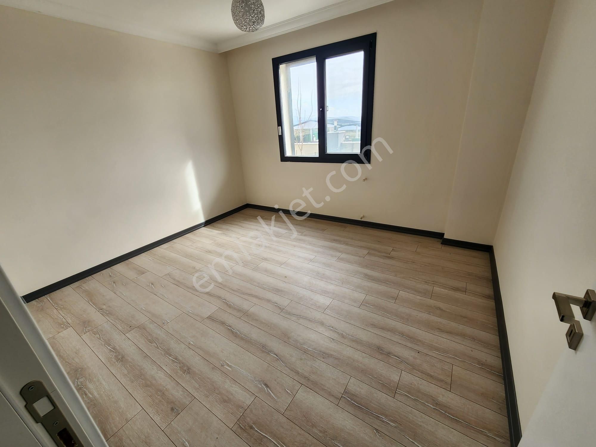 Hisar Mahallesi’nde Bahçeli & Deniz Manzaralı 2+1 | Digem Arkası Fiyat: 4.750.000 - Görsel 7