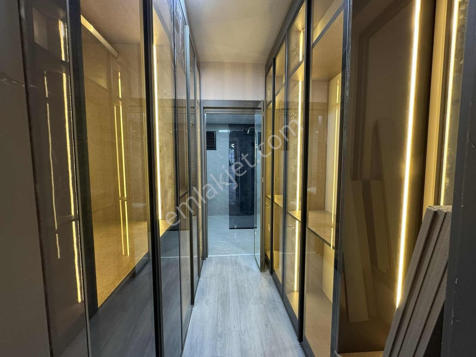 Beyoğlu'ndan Protokol Yolu Yakını Sıfır Elit Sited Lüx 4+1 - Görsel 35