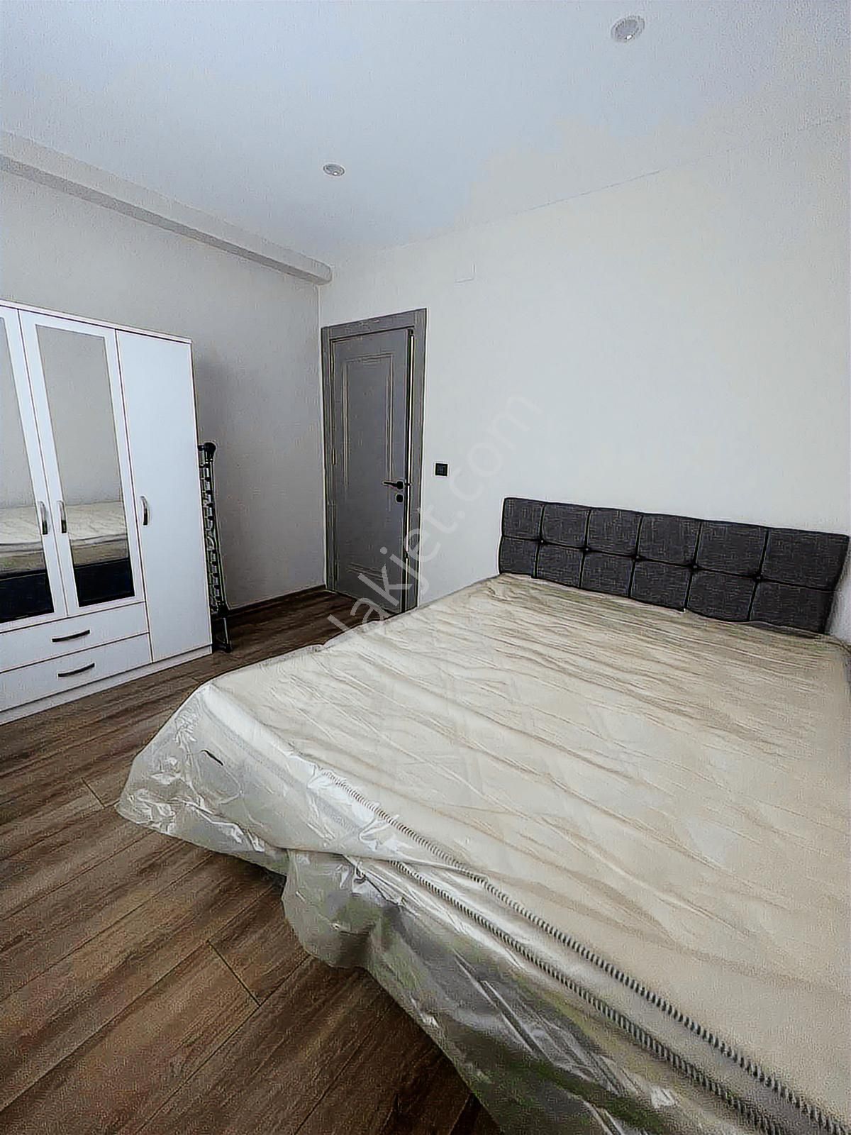 Caddeye~1~dk~full~sıfır~eşyalı~1+1~geniş~oturumlu~sıfır~daire~ - Görsel 4