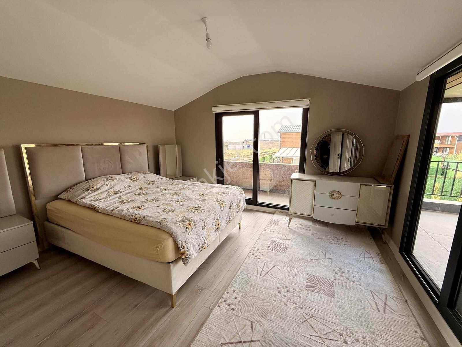 Güzelyurt Civarı Villa Loft Sitesinde Satılık 4+1 Dublex Villa - Görsel 17