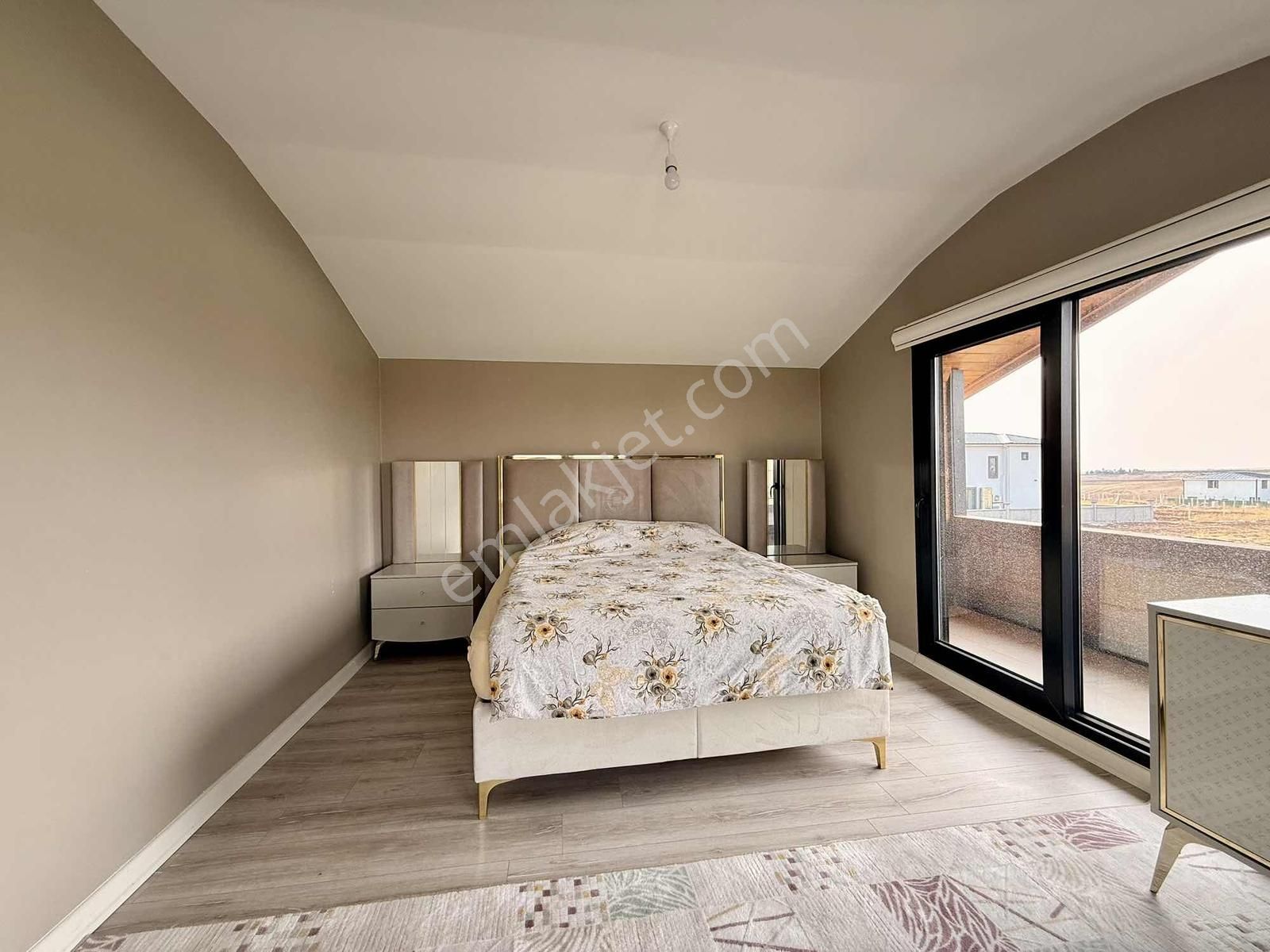 Güzelyurt Civarı Villa Loft Sitesinde Satılık 4+1 Dublex Villa - Görsel 9