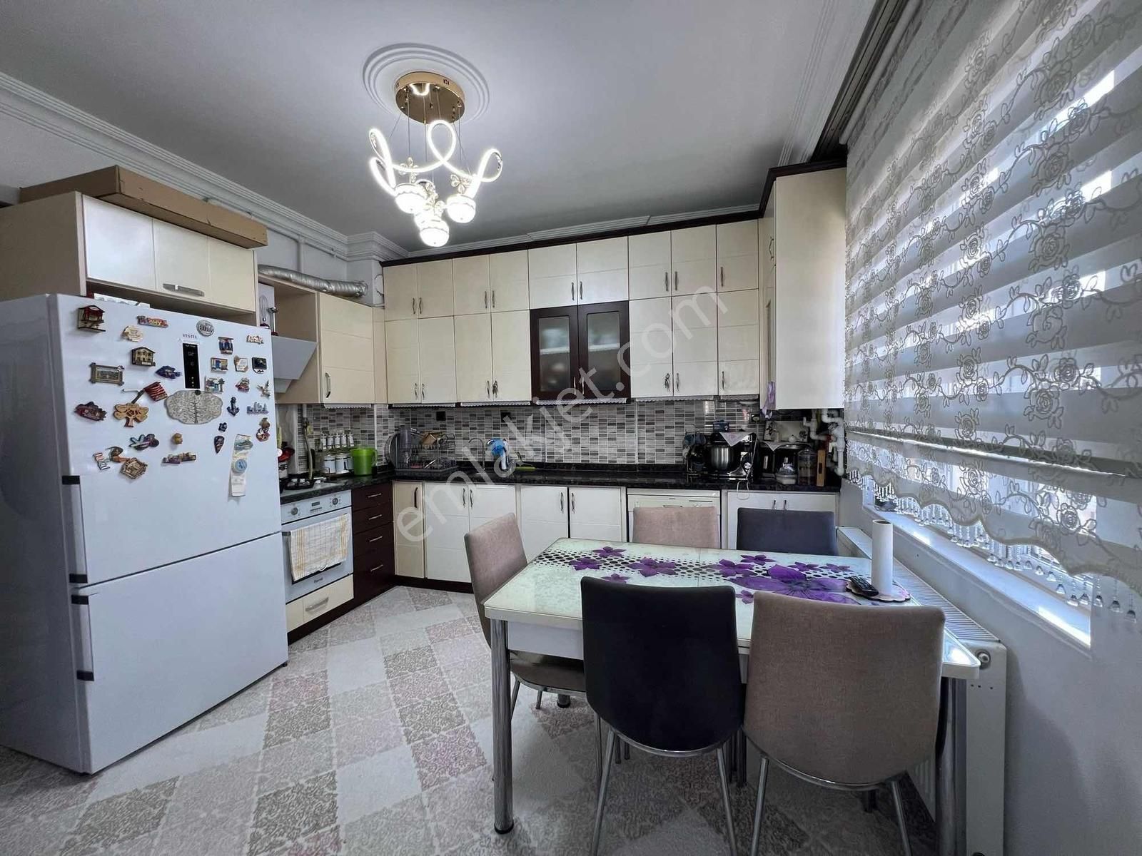 Uzaydan Güneykent De Satılık Geniş Daire - Görsel 8