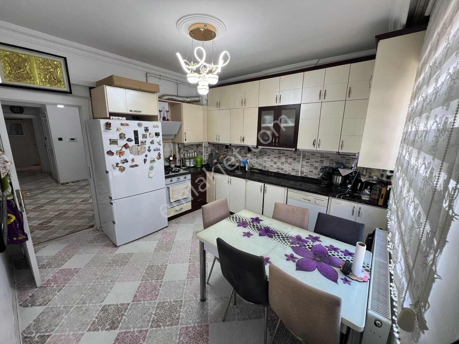 Uzaydan Güneykent De Satılık Geniş Daire - Görsel 5