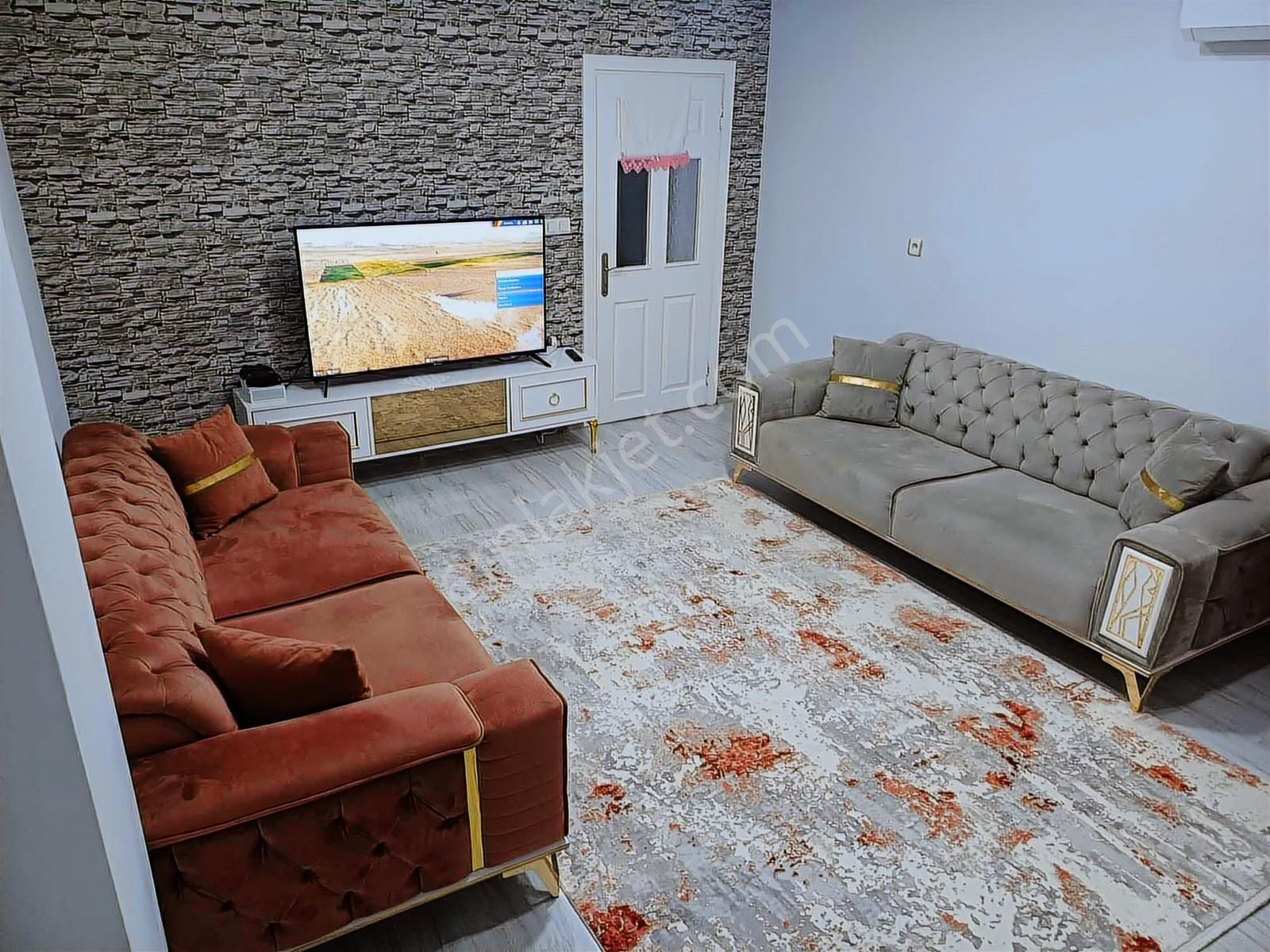 Tramvaya 50 Metre Satılık 3+1 Geniş Katta Kaçmaz! Emineve Uygun - Görsel 8