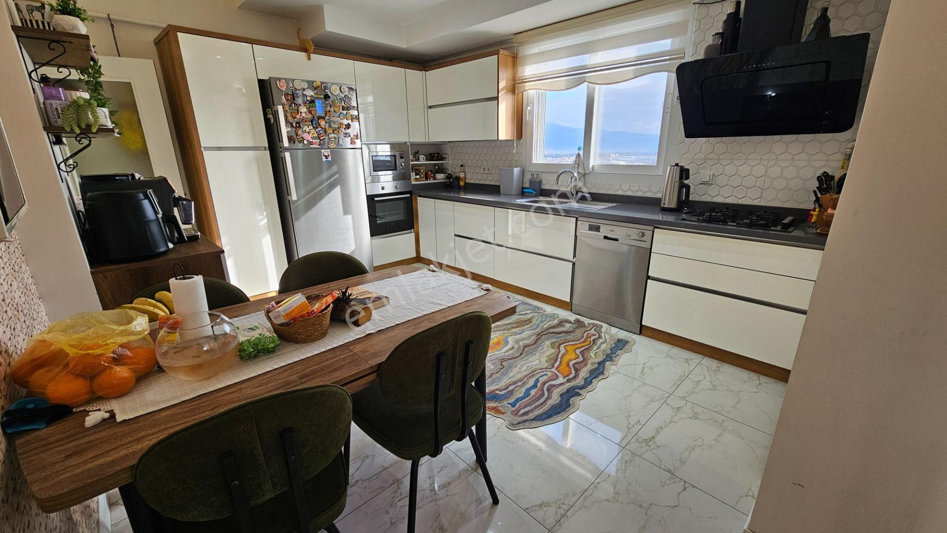 Göçmen Gayrimenkul'den Zafer Mah.180 M2 3+1 Satılık Lüks Daire - Görsel 11