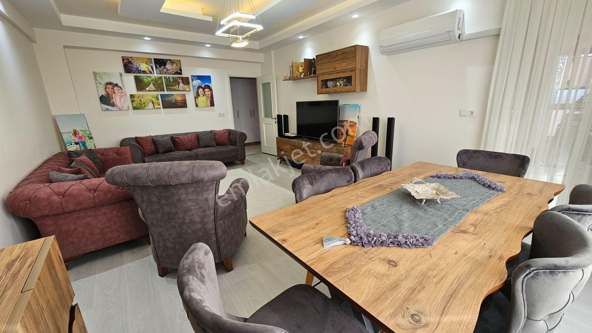 Göçmen Gayrimenkul'den Zafer Mah.180 M2 3+1 Satılık Lüks Daire - Görsel 3