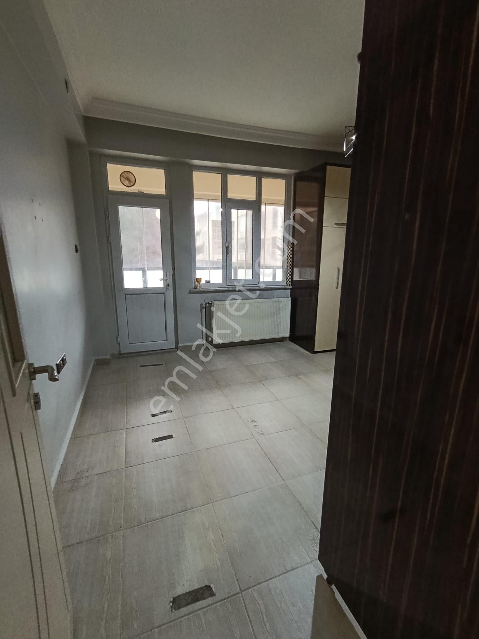 Büyükdere Mahallesinde Hasan Polatkan Caddesi Yakınında 4+1 Kiralık Daire - Görsel 3