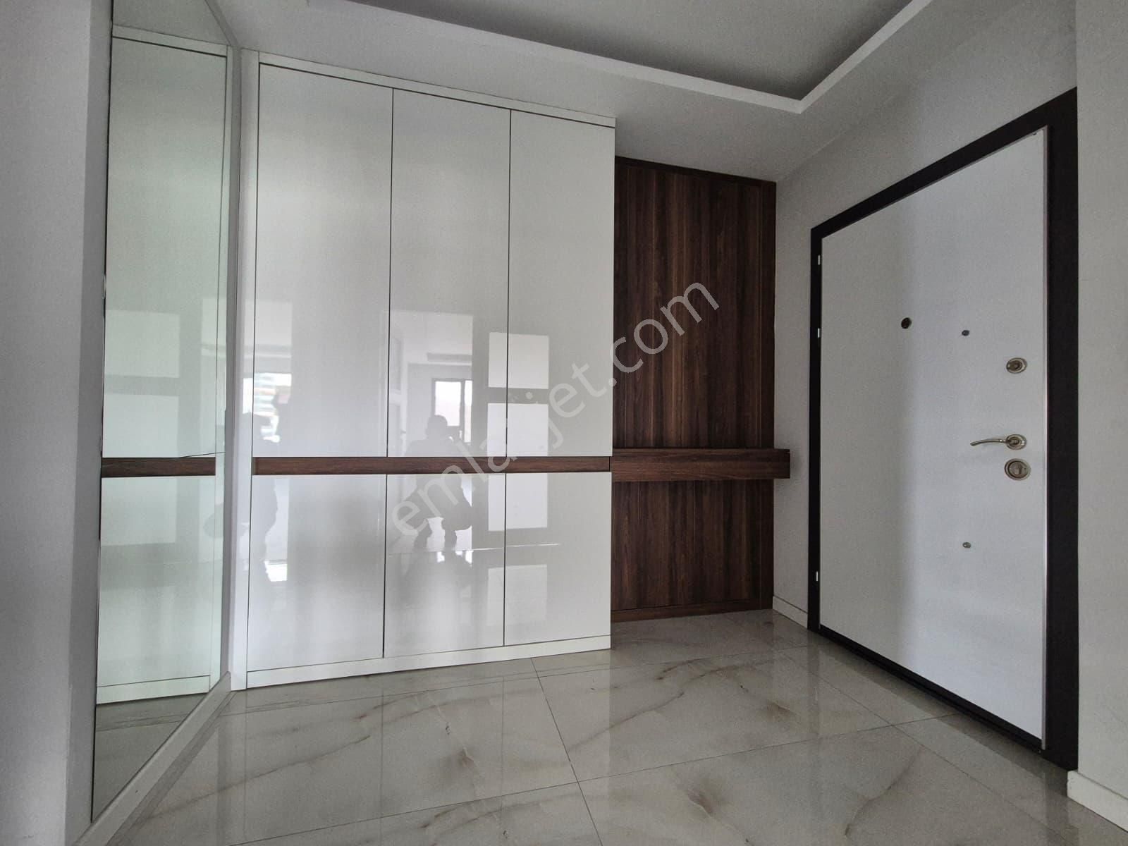 Bulvar Yenikent Sitesinde 4+1 Yerden Isıtmalı Modern Lüks Kiralık Daire - Görsel 33