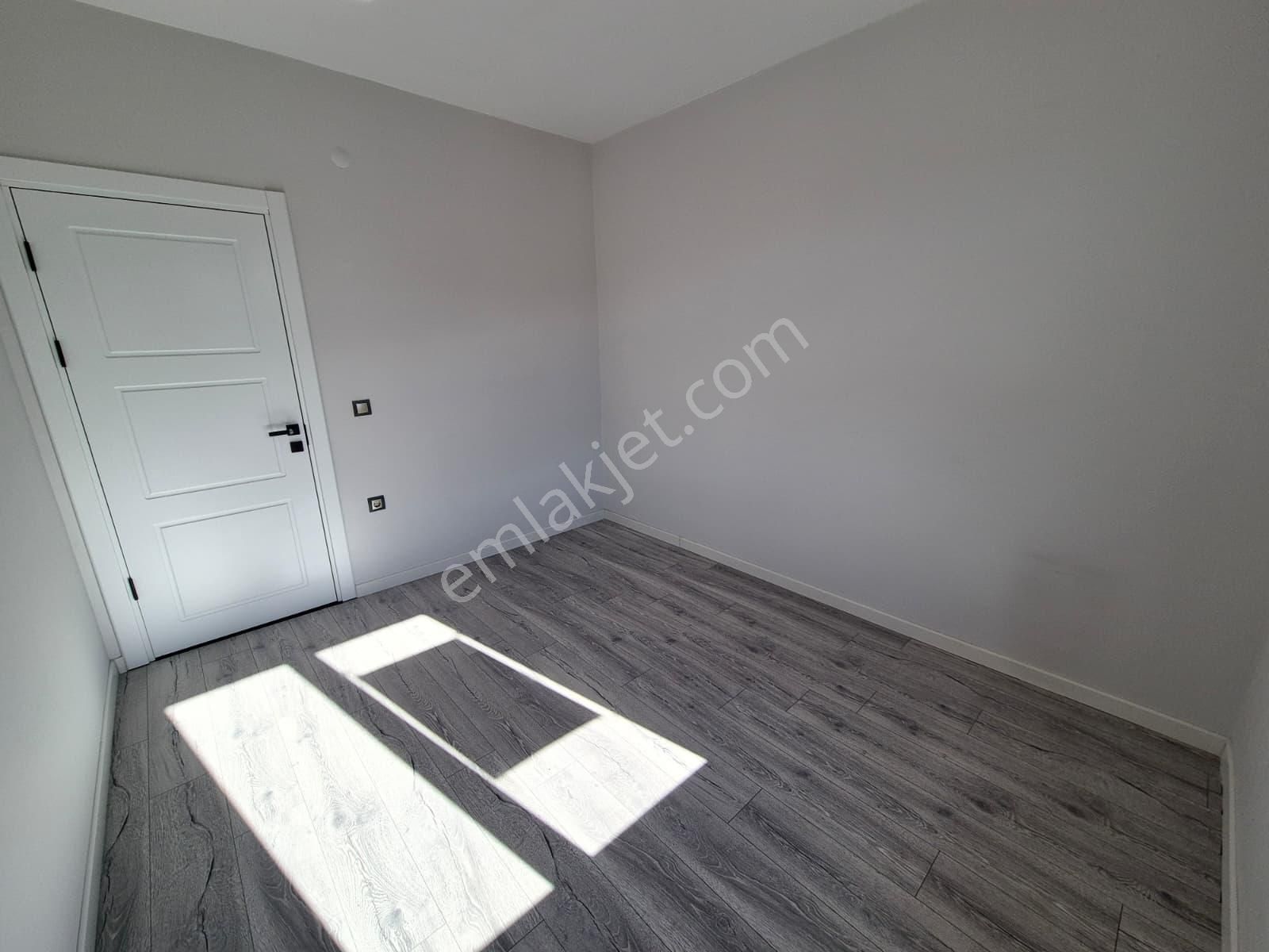 Bulvar Yenikent Sitesinde 4+1 Yerden Isıtmalı Modern Lüks Kiralık Daire - Görsel 19