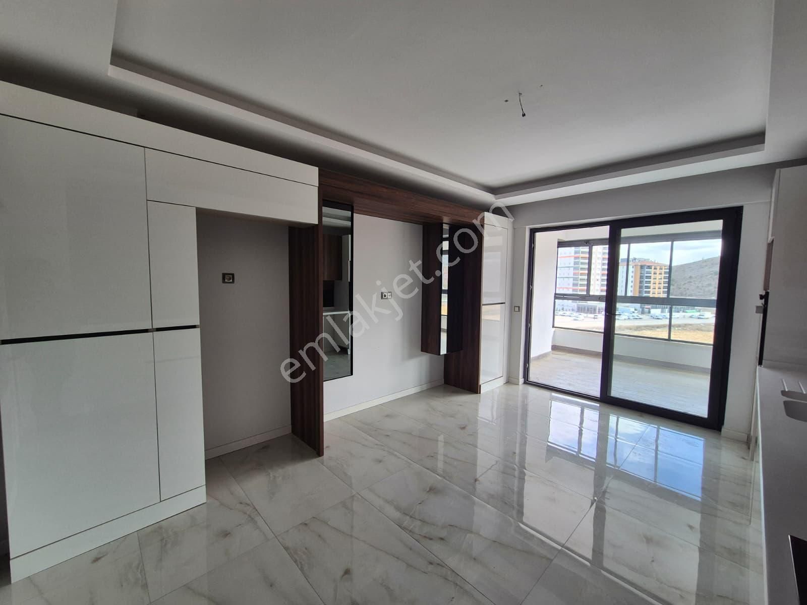 Bulvar Yenikent Sitesinde 4+1 Yerden Isıtmalı Modern Lüks Kiralık Daire - Görsel 8