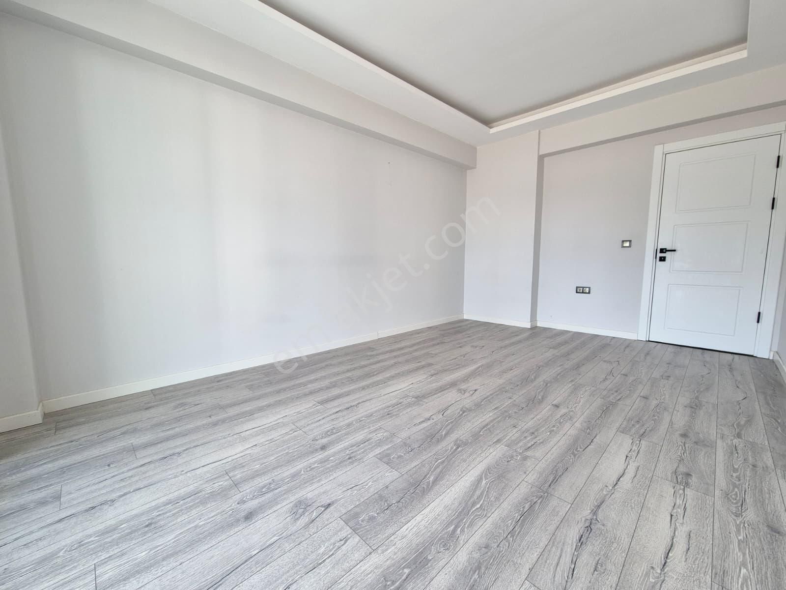 Bulvar Yenikent Sitesinde 4+1 Yerden Isıtmalı Modern Lüks Kiralık Daire - Görsel 22