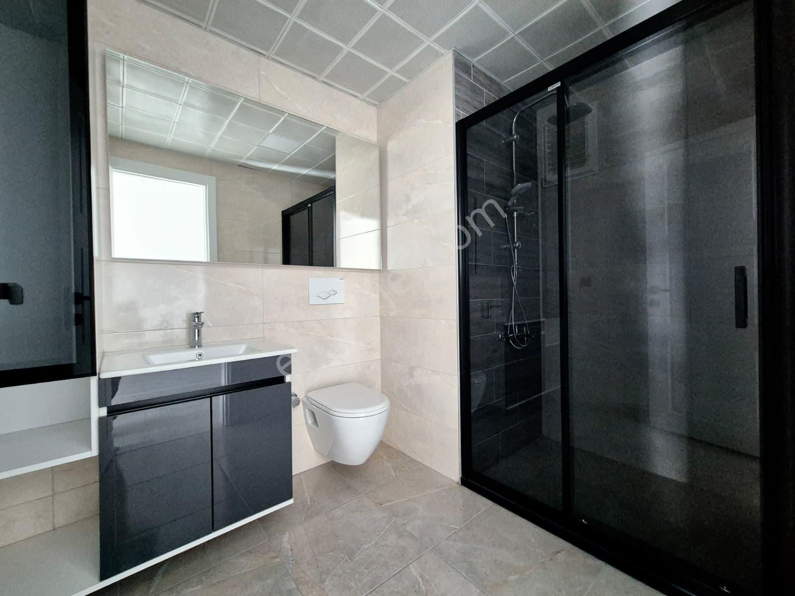 Bulvar Yenikent Sitesinde 4+1 Yerden Isıtmalı Modern Lüks Kiralık Daire - Görsel 31