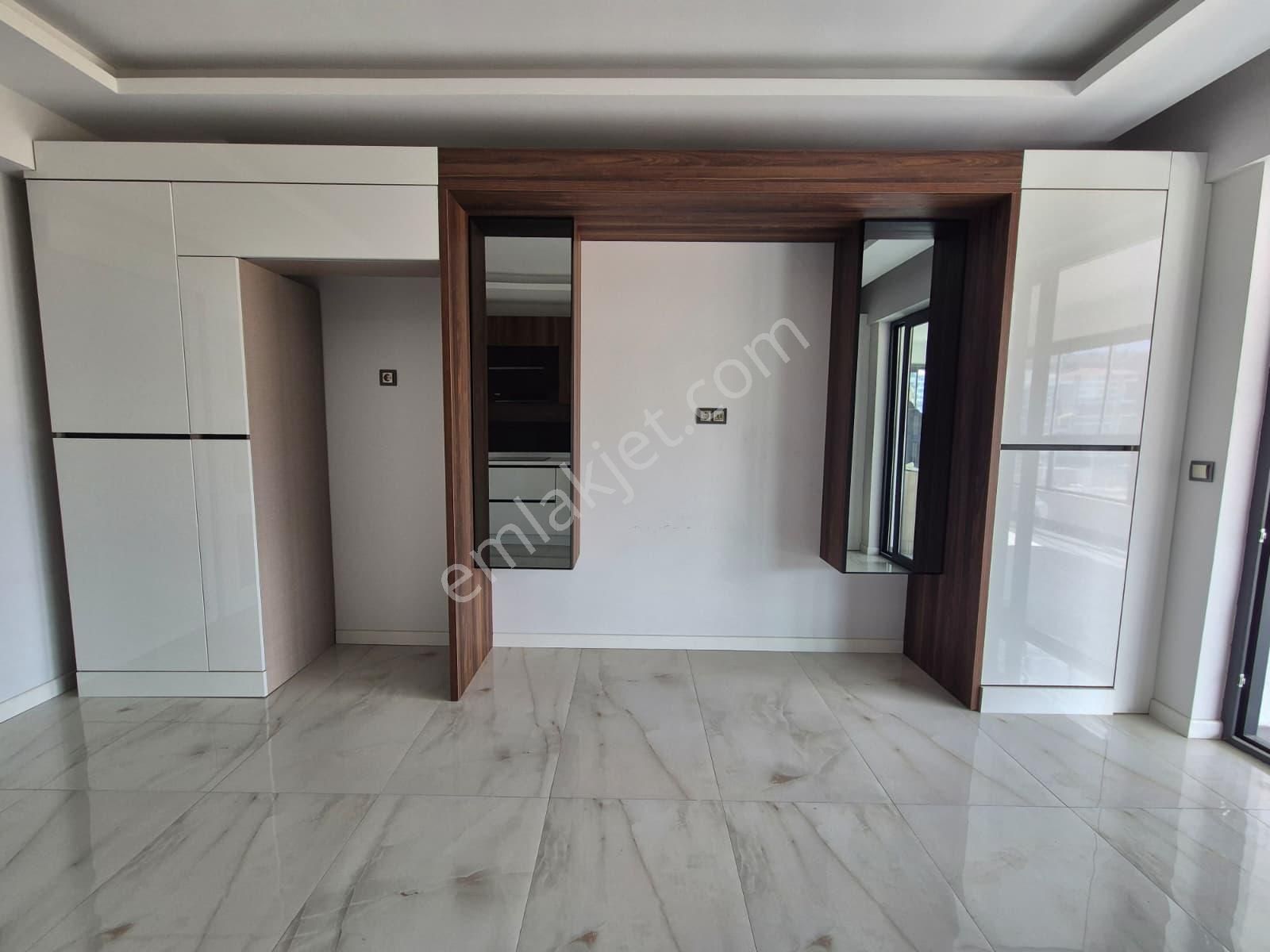 Bulvar Yenikent Sitesinde 4+1 Yerden Isıtmalı Modern Lüks Kiralık Daire - Görsel 7