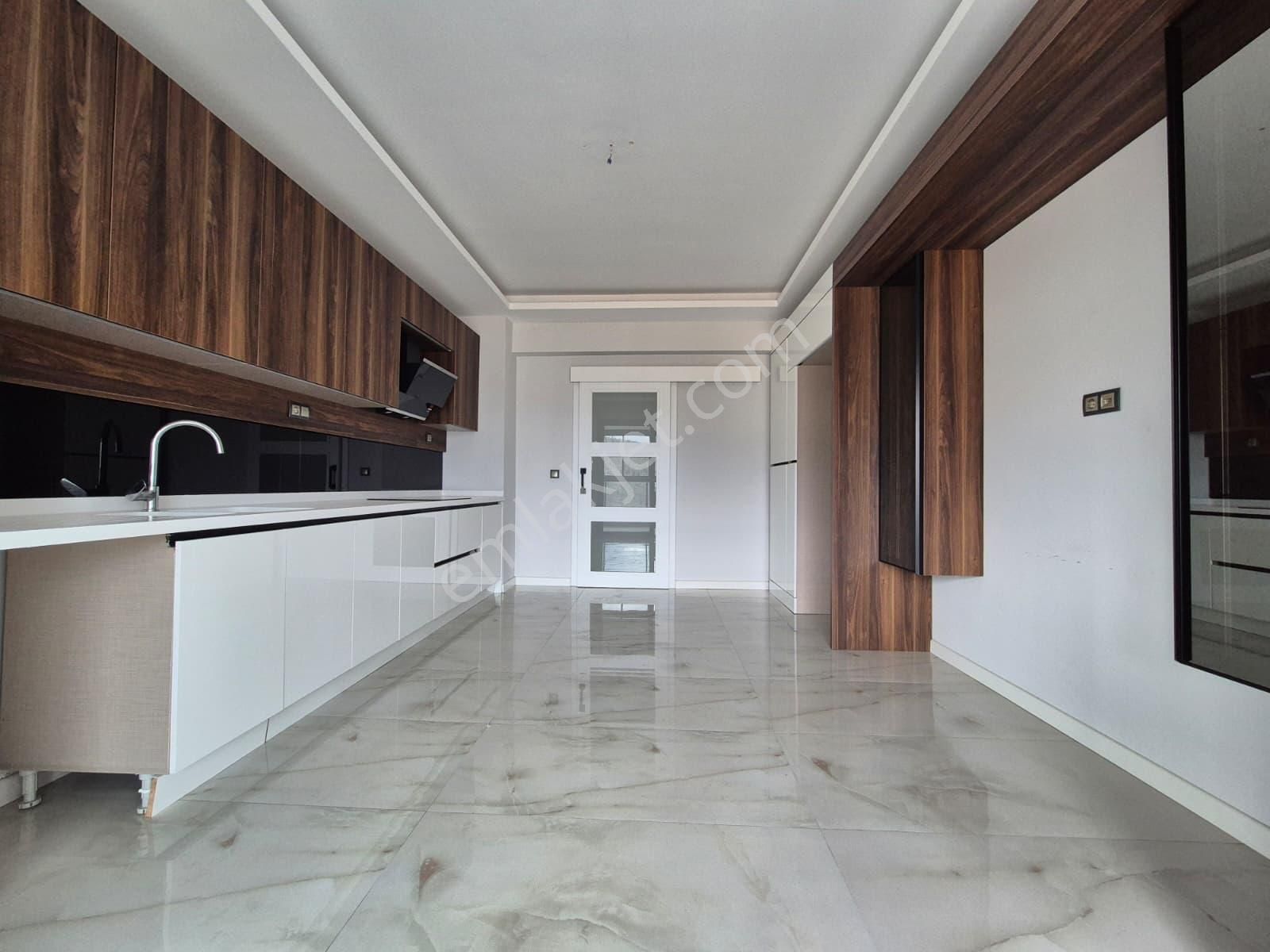 Bulvar Yenikent Sitesinde 4+1 Yerden Isıtmalı Modern Lüks Kiralık Daire - Görsel 5