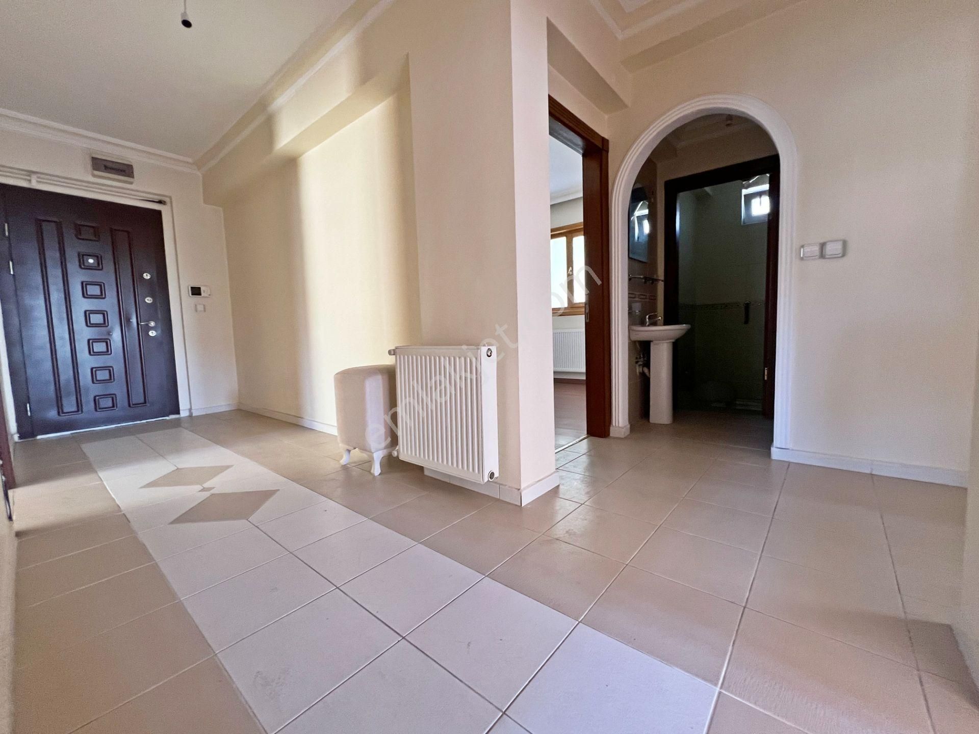 Etlik Esertepe'de Asansörlü 6.katta Doğa Manzaralı 3+1 Çift Bloklu Satılık Site Dairesi - Görsel 31