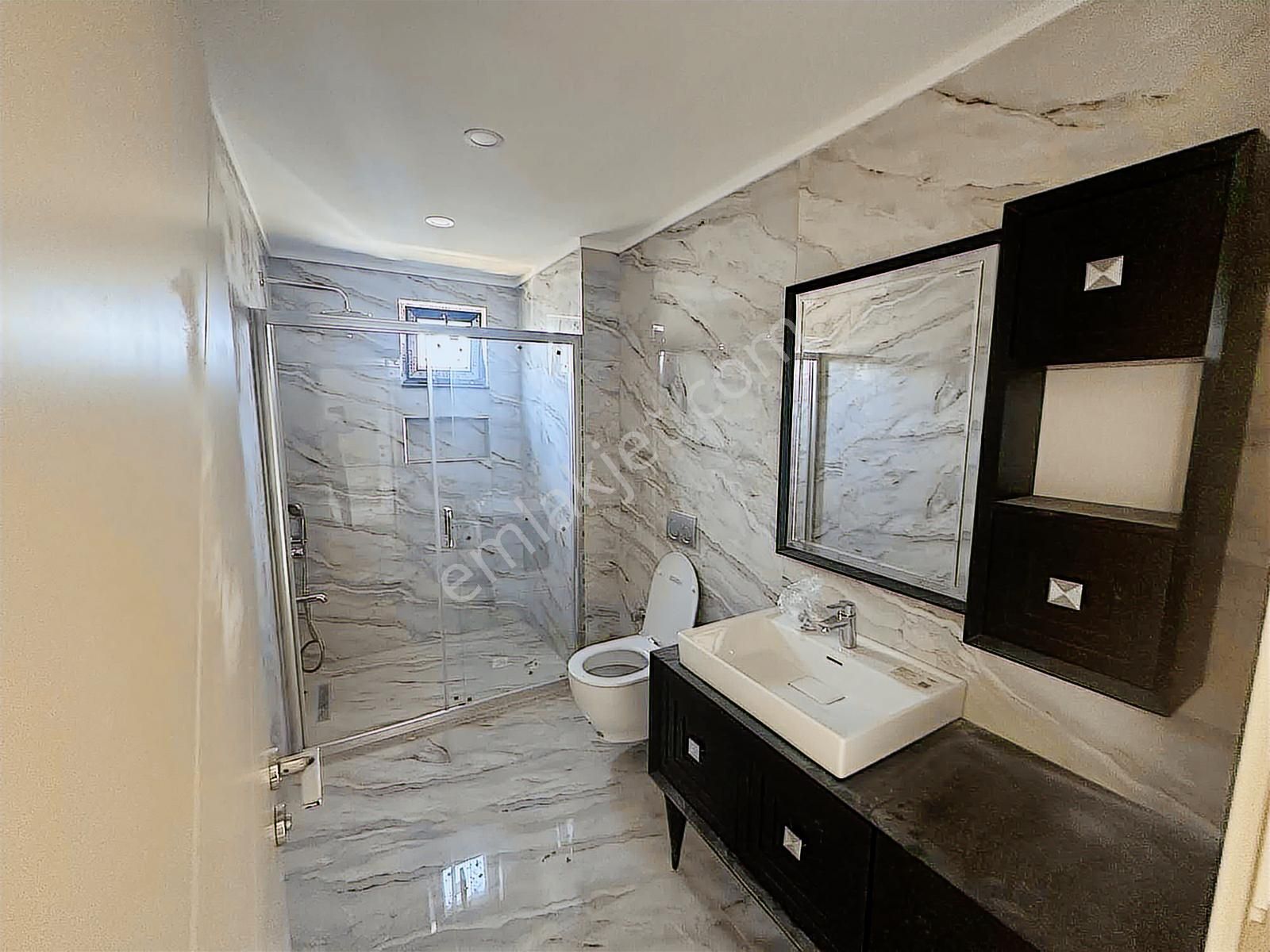 Mege'den S.paşa Namık Kemal Mah.de Havuzlu Satılık 4+1 Villalar - Görsel 7