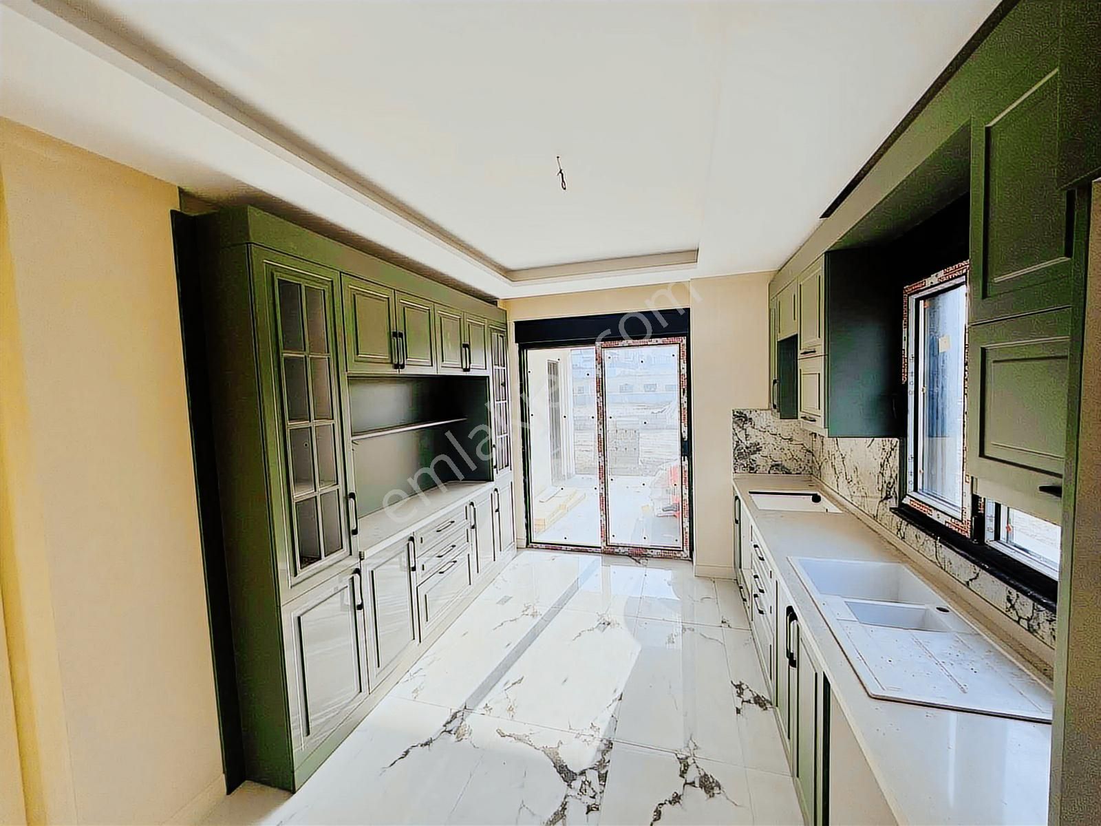 Mege'den S.paşa Namık Kemal Mah.de Havuzlu Satılık 4+1 Villalar - Görsel 30