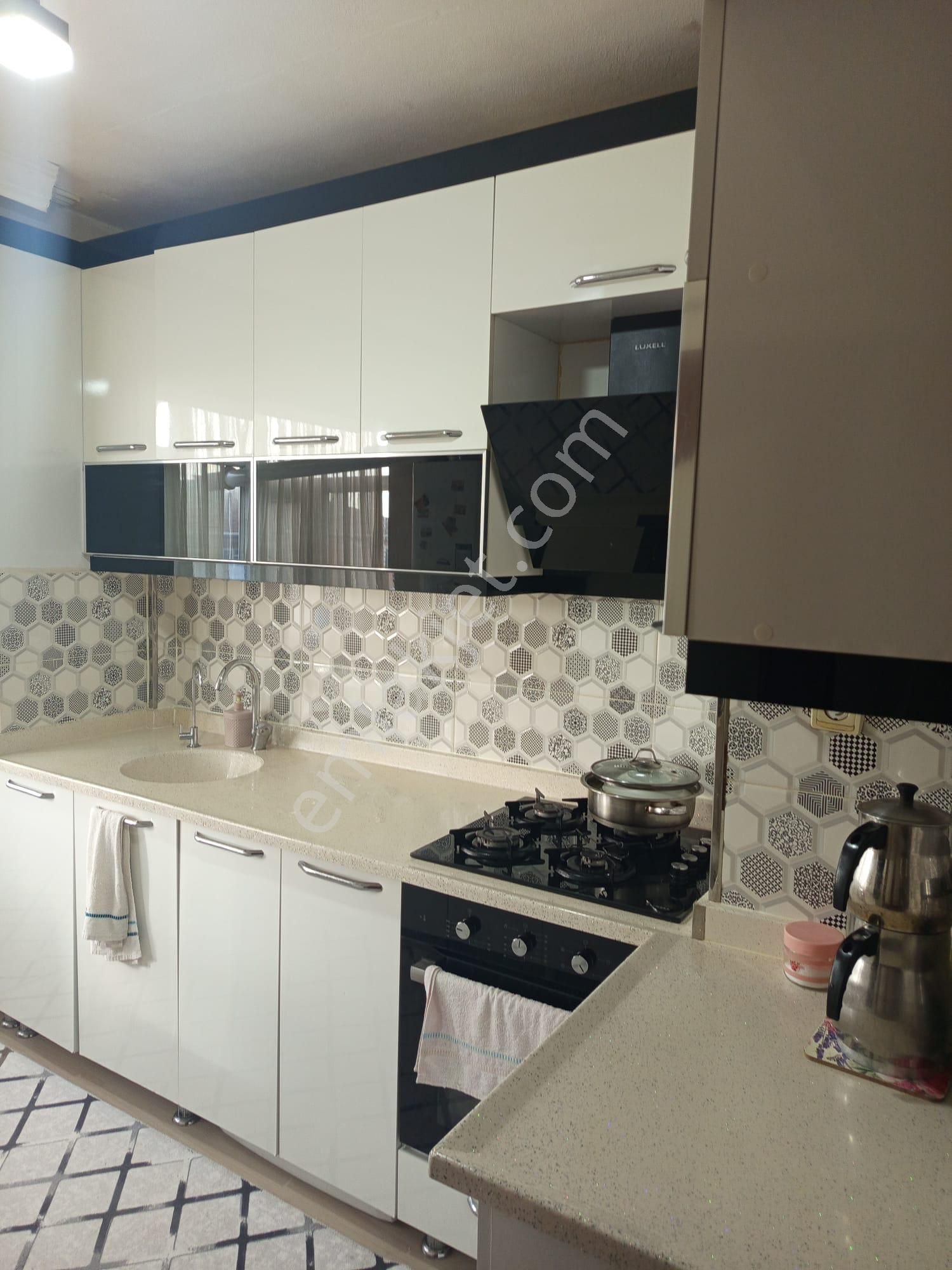 Mç Emlak'tan Plevne Mahallesin'de 3+1 Satılık Daire