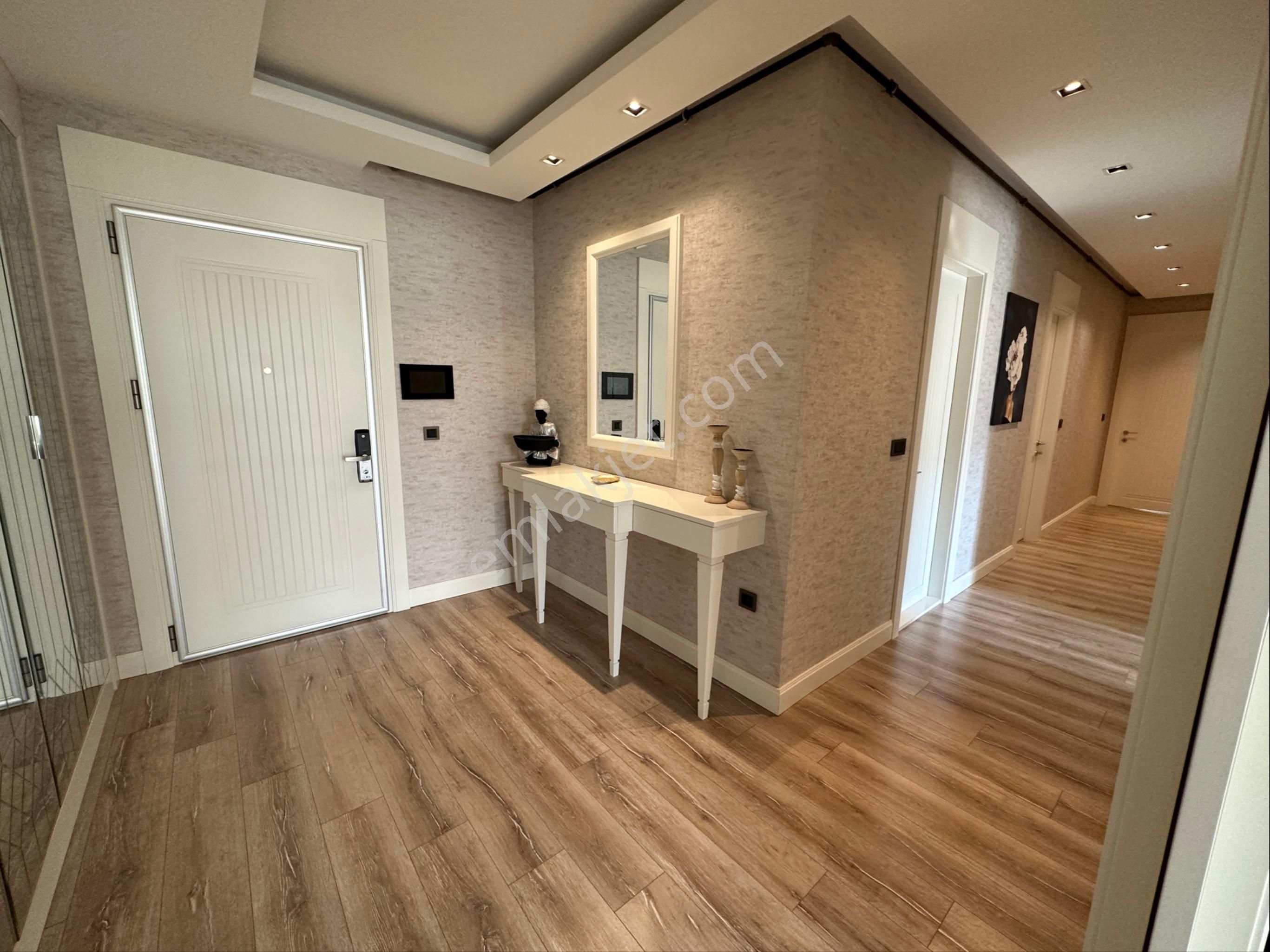 Balat 3,5+1 Premium Kalitede Fırsat Daire - Görsel 13