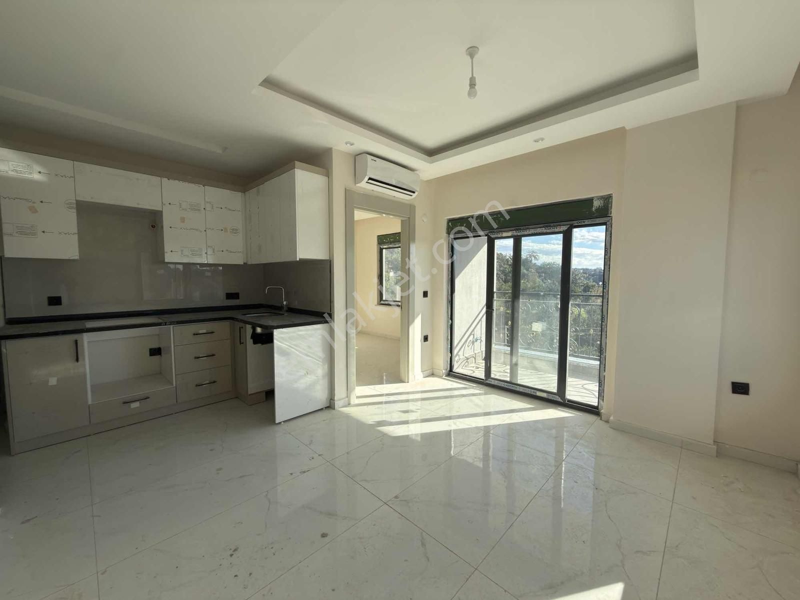 Alanya Karakocalı Da Site İçerisinde Satılık 3+1 Uygun Daire - Görsel 3