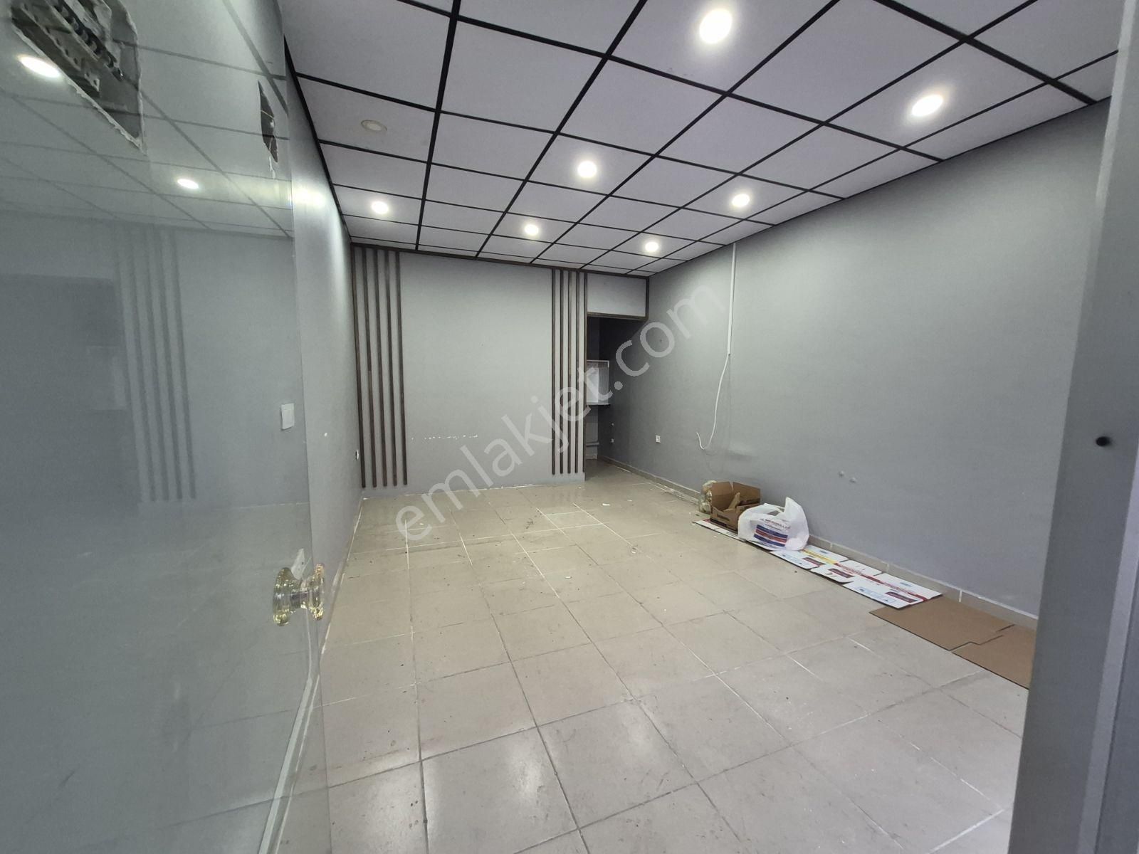 Papatya Emlak,tan Perşembe Pazarı Caddesinde Kiralık Dükkan - Görsel 2