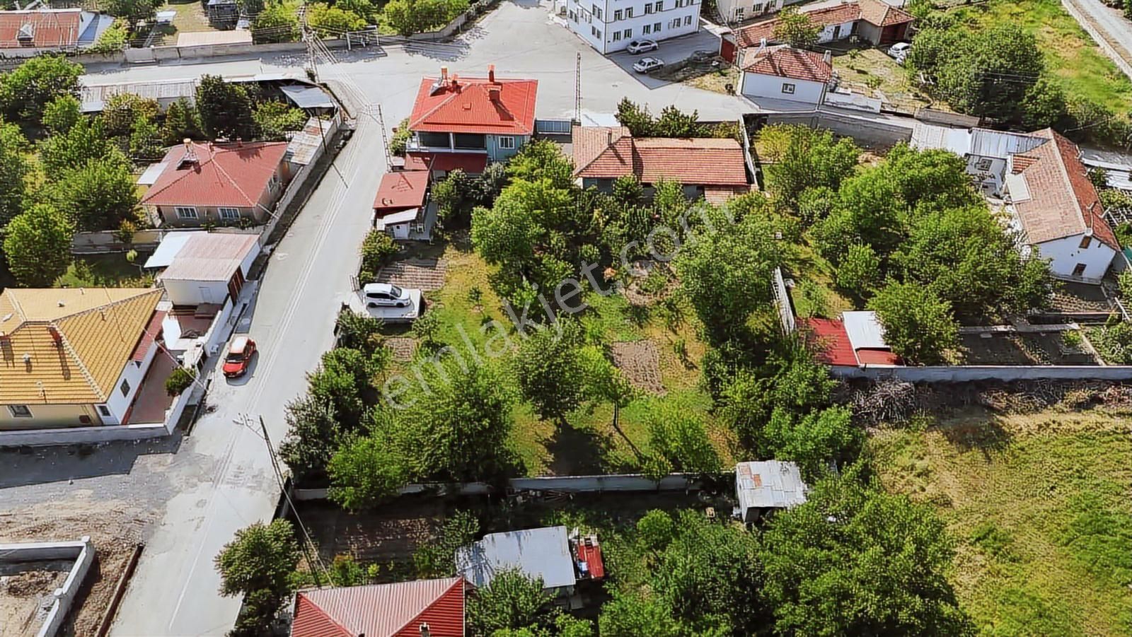 Remaxdem'den Şehrin Yükselen Lokansyonunda 1000m2 Konut Arsası! - Görsel 8