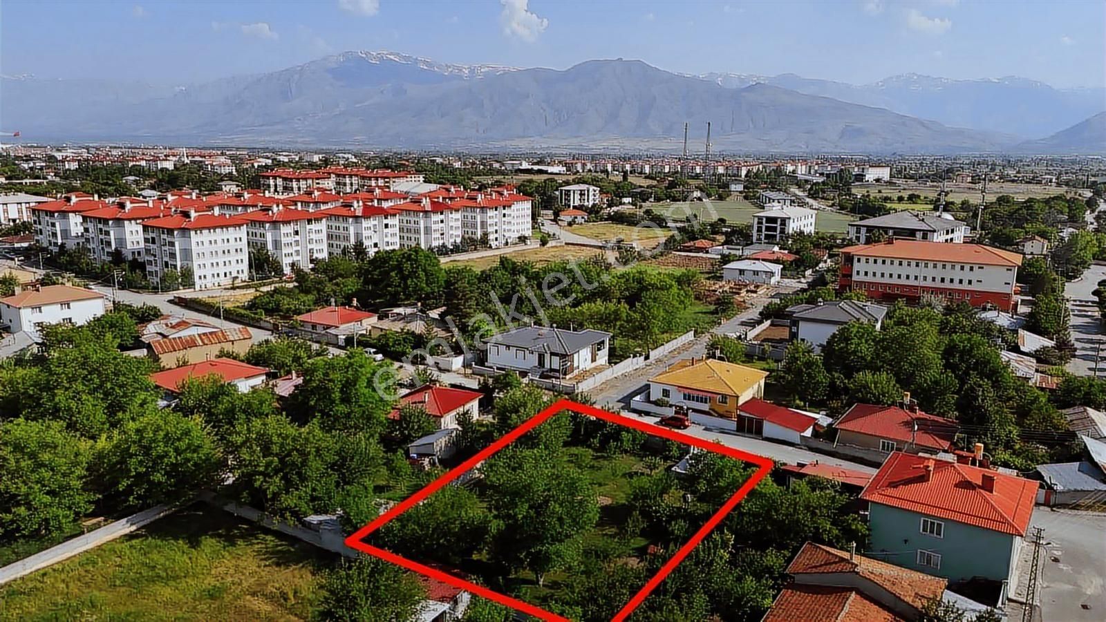 Remaxdem'den Şehrin Yükselen Lokansyonunda 1000m2 Konut Arsası! - Görsel 12