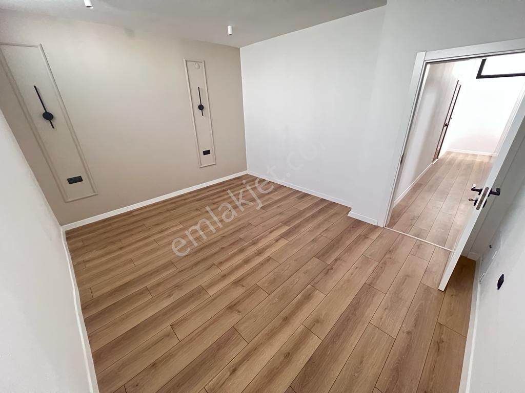 Akçay Aras Emlaktan Gürede Müstakil 5+1 Dubleks Havuzlu Villa - Görsel 23