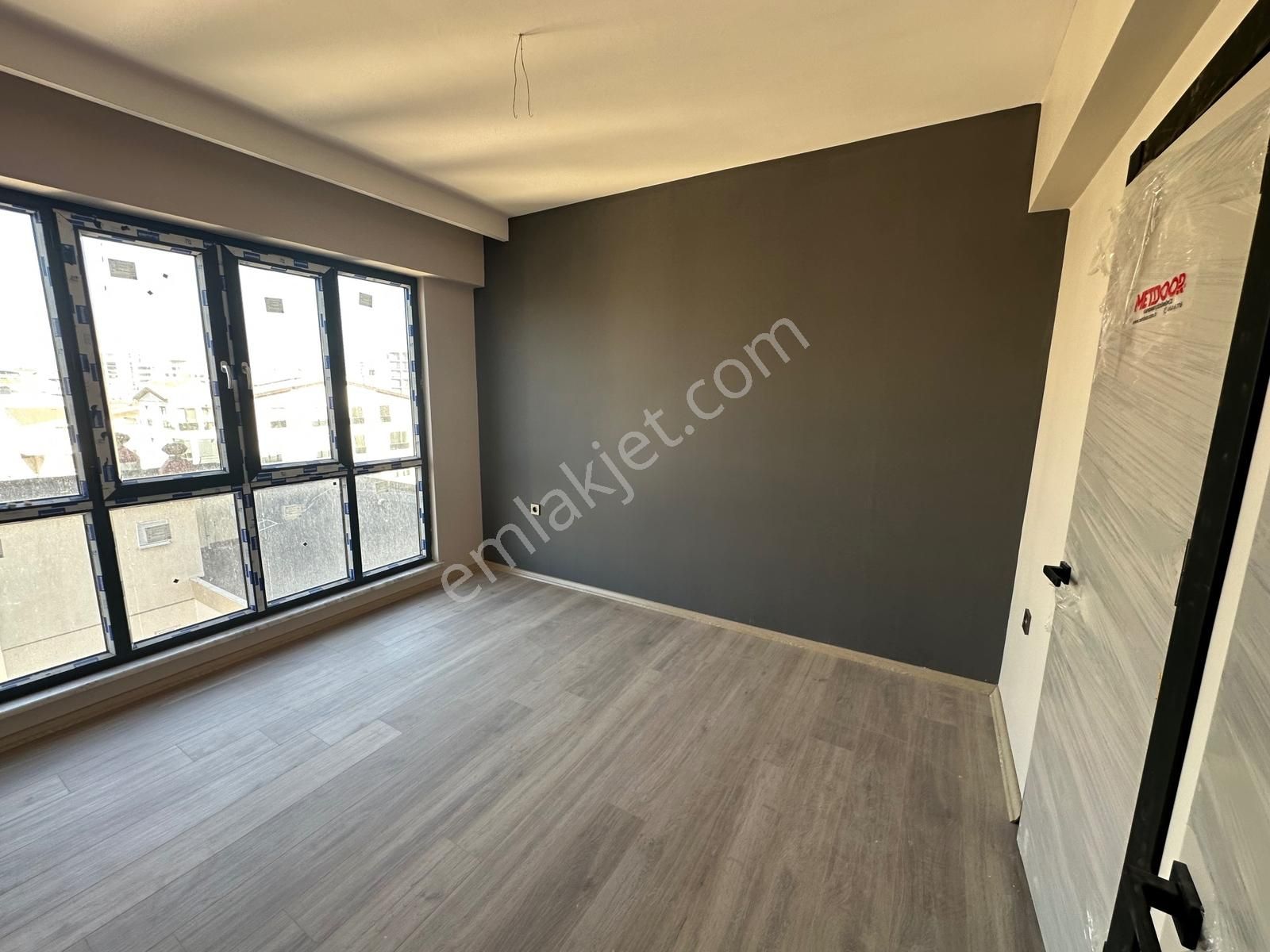 Rw Land Gayrimenkul 23 Nisan Btg Meva 2+1 Manzaralı Önü Açık - Görsel 16