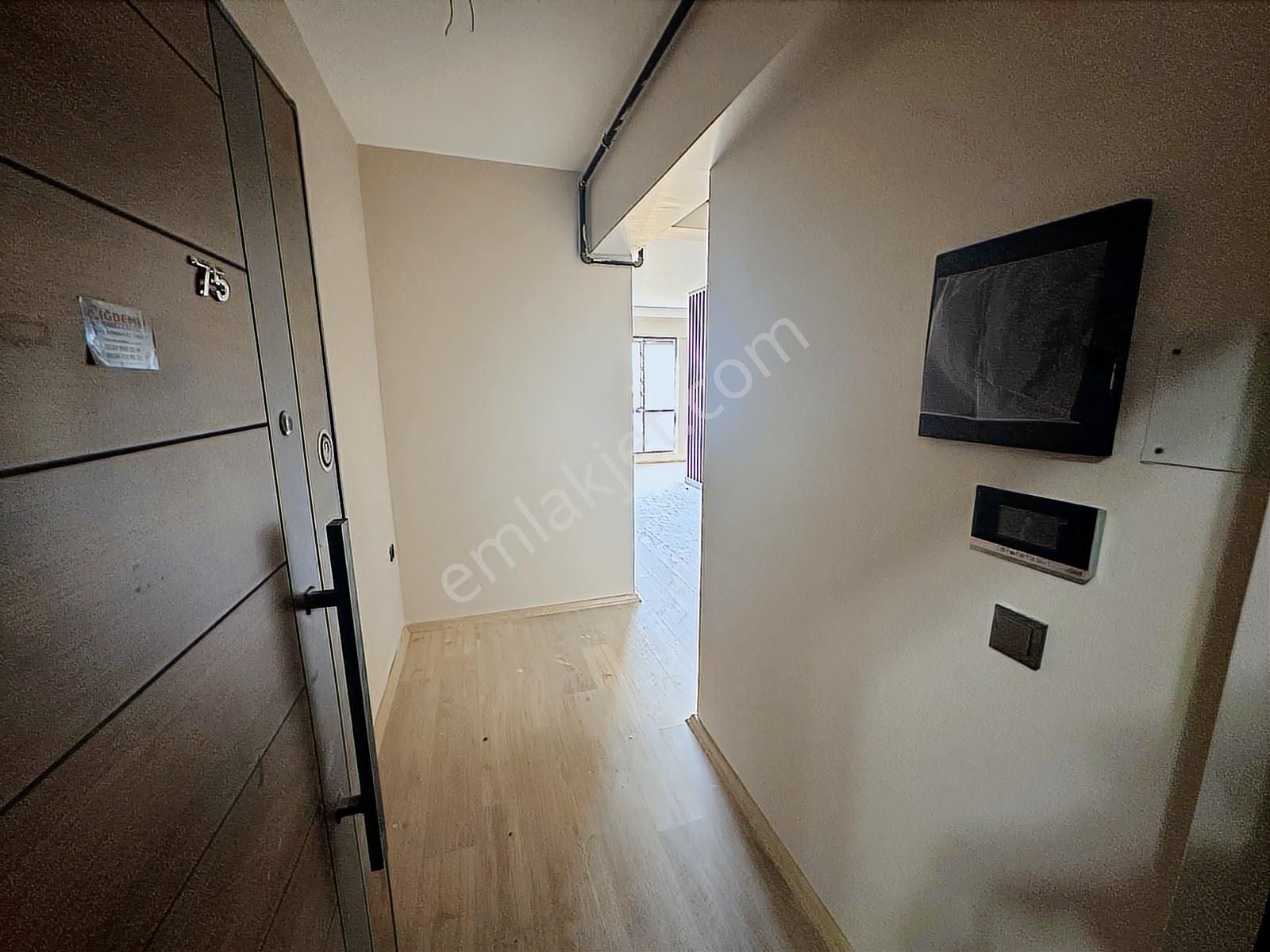 Rw Land Gayrimenkul 23 Nisan Btg Meva 2+1 Manzaralı Önü Açık - Görsel 11