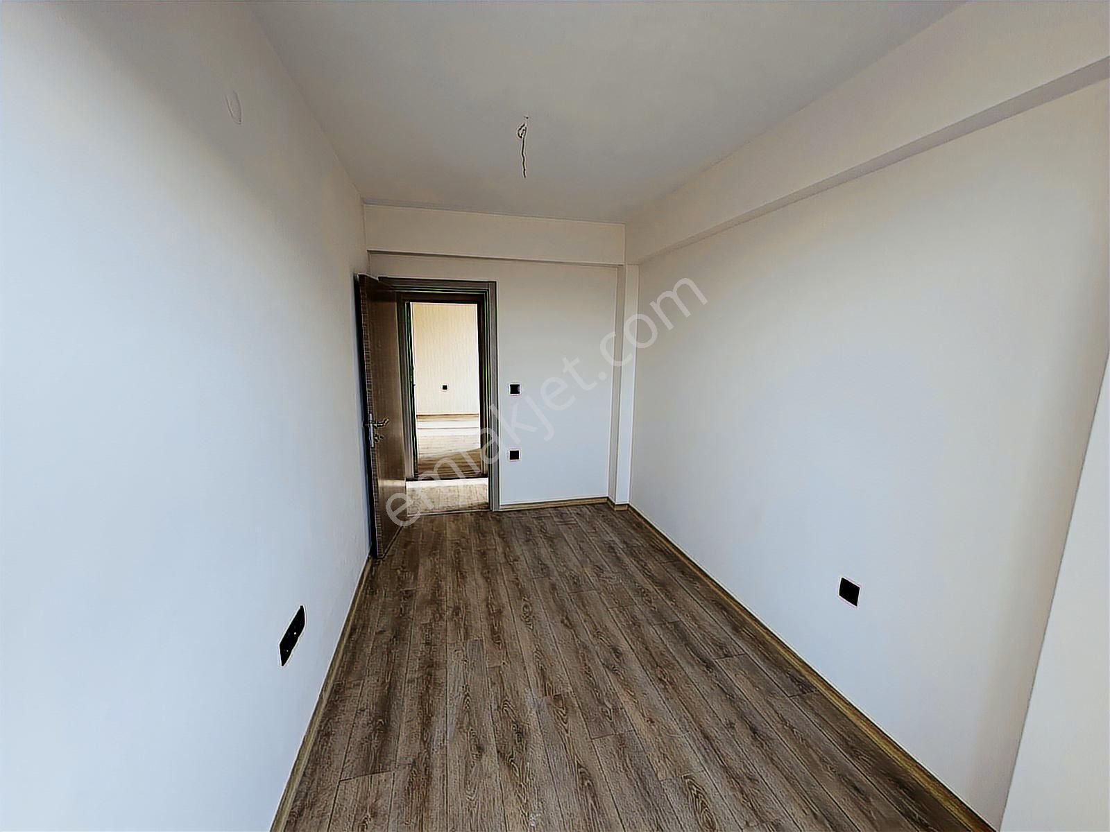 Rw Land Gayrimenkul Den Ona 233 Balkan Önü Açık Ara Kat Kiralık - Görsel 19