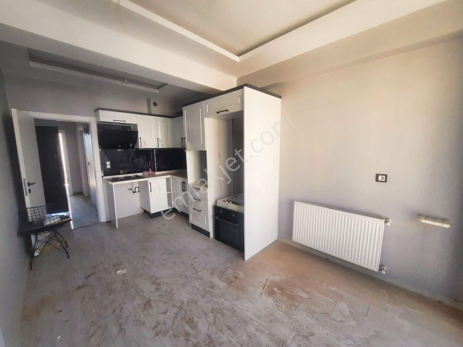 🟩🟩aktiften Akçayın Merkezinde Hem Yatırımlık Hem Yaz Kış Oturacağınız Denize Çok Yakın 1+1 Daire - Görsel 10