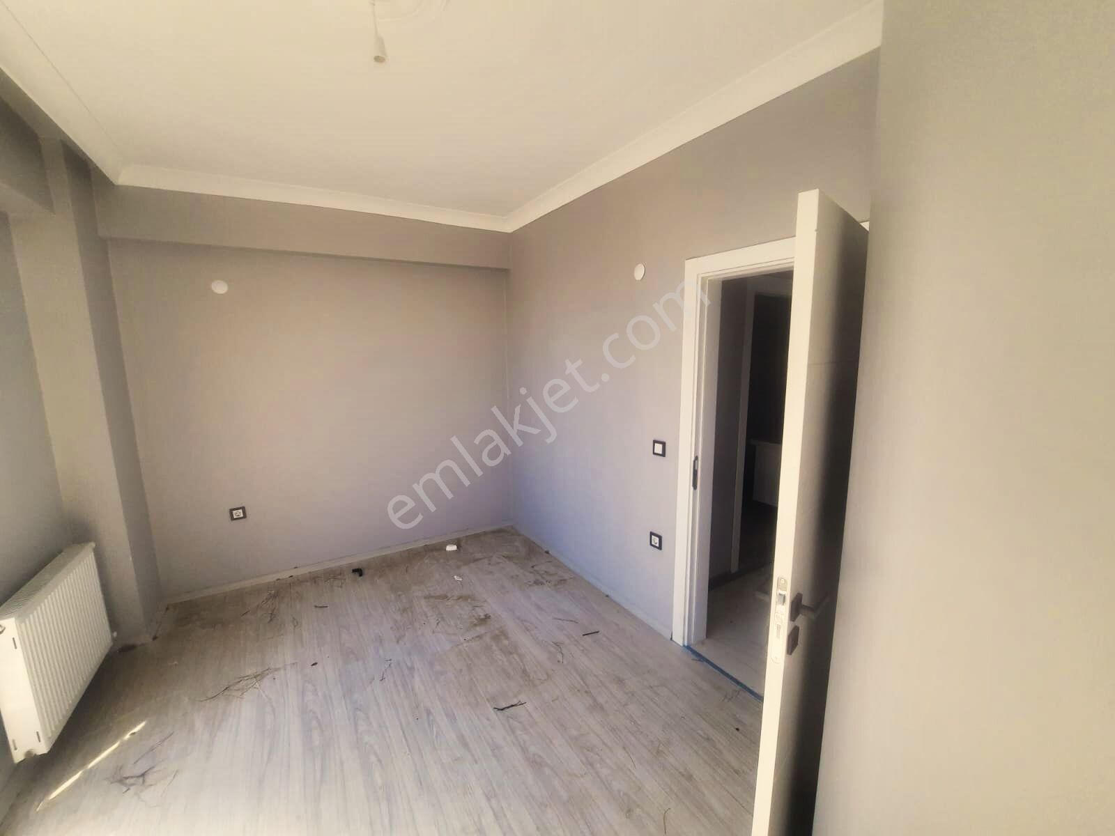 🟩🟩aktiften Akçayın Merkezinde Hem Yatırımlık Hem Yaz Kış Oturacağınız Denize Çok Yakın 1+1 Daire - Görsel 19