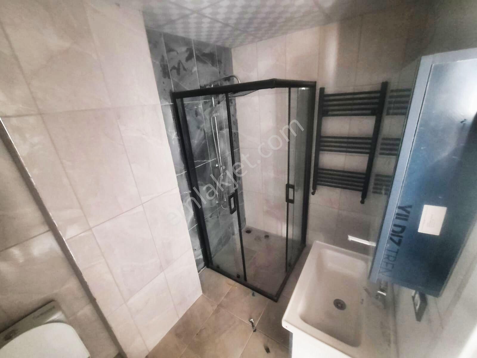 🟩🟩aktiften Akçayın Merkezinde Hem Yatırımlık Hem Yaz Kış Oturacağınız Denize Çok Yakın 1+1 Daire - Görsel 18