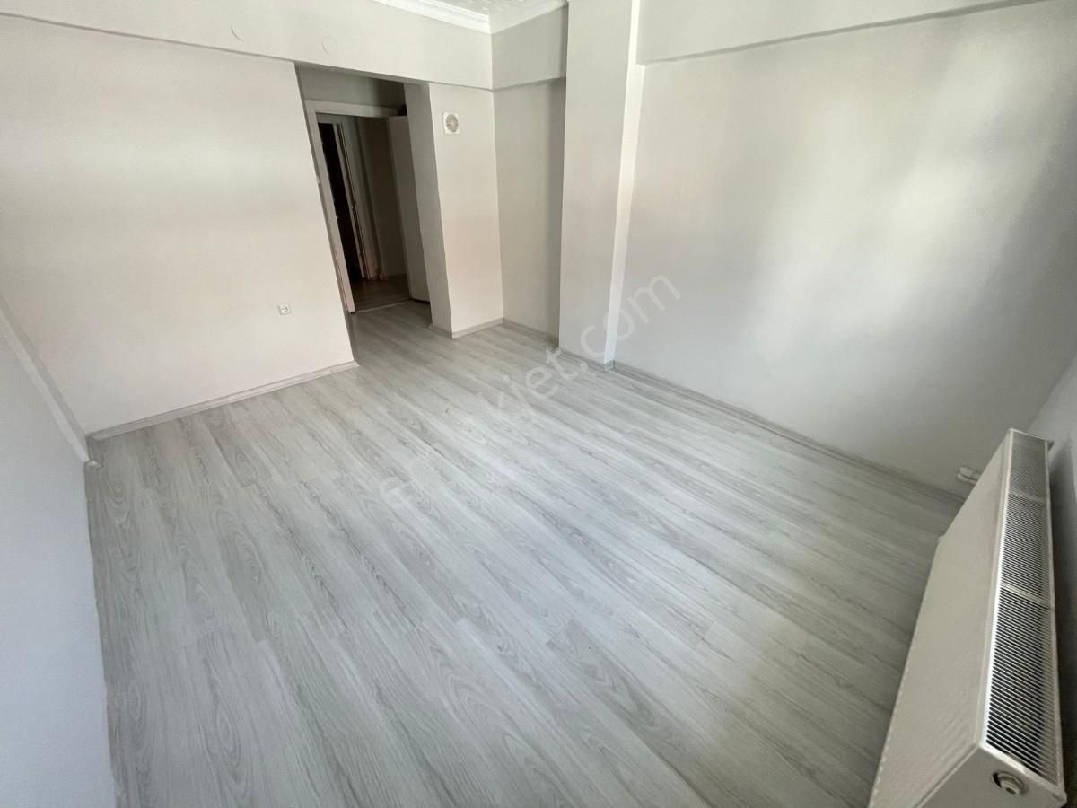 Sincan İstasyon Mah 2+1 Bağımsız Yapılı Geniş Ön Cephe Daire - Görsel 23