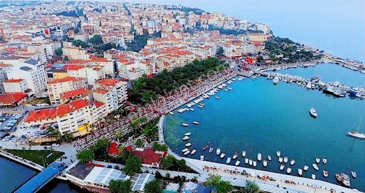 Kadıköyün En Değerli Noktasında 1.300 M² Emsalsiz Parsel - Görsel 22