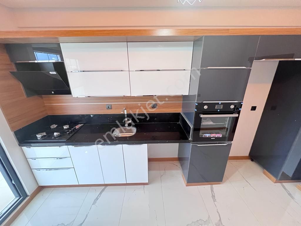 Aras Emlaktan Akçayda Denize 250 Metre Lüks 4+1 Dubleks Daire - Görsel 4