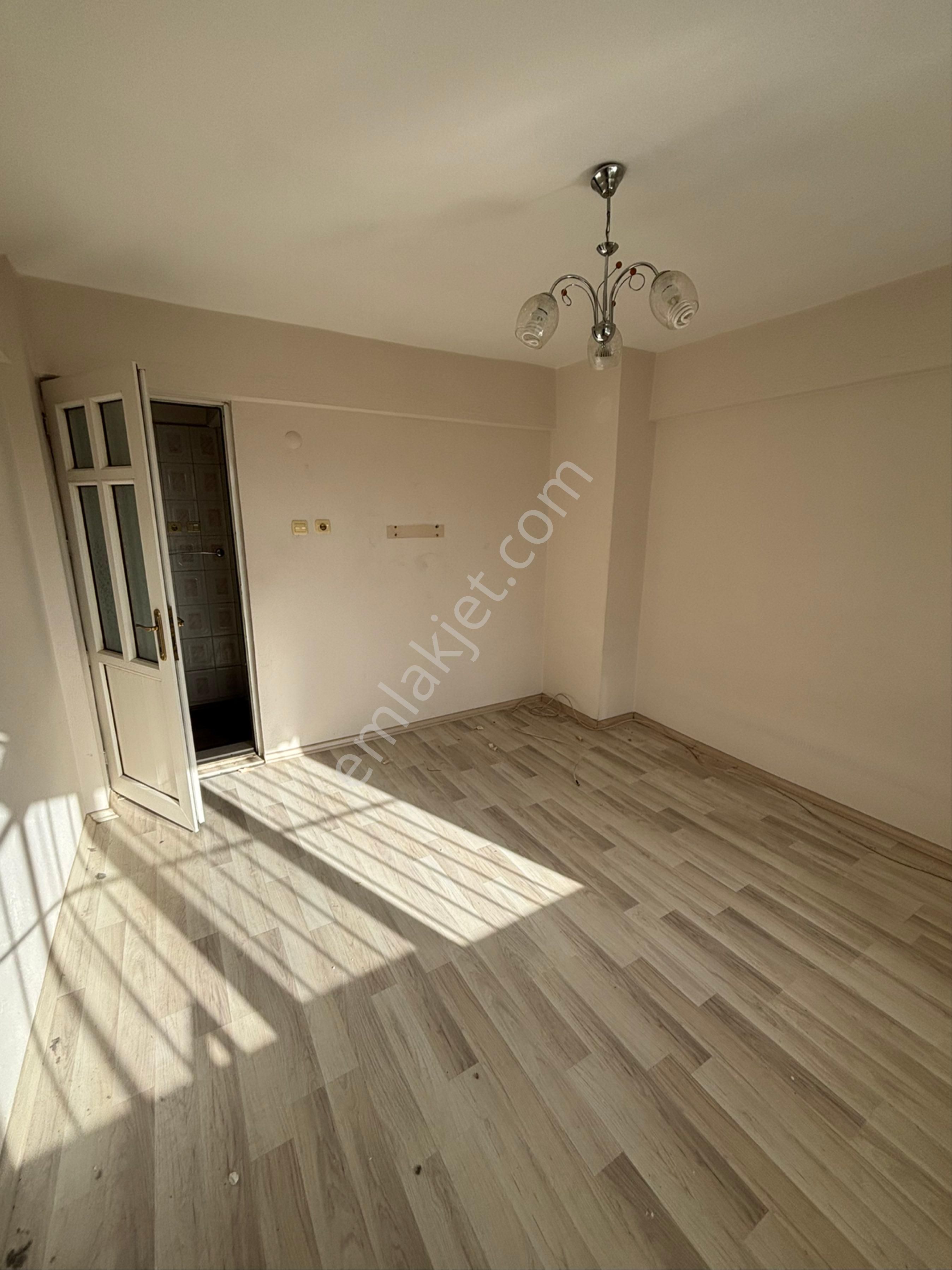 Nazilli Turan Mahallesinde 2+1 Satılık Daire - Görsel 12