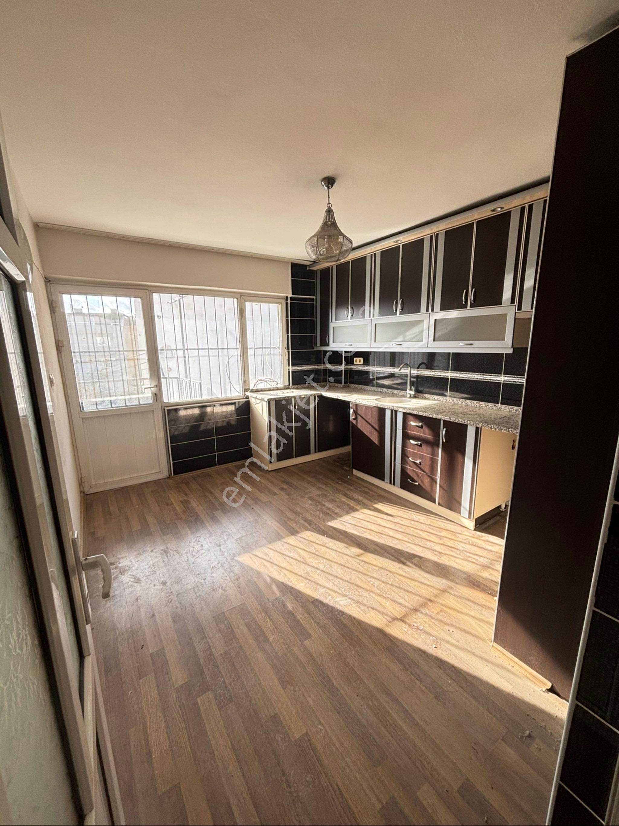 Nazilli Turan Mahallesinde 2+1 Satılık Daire - Görsel 14