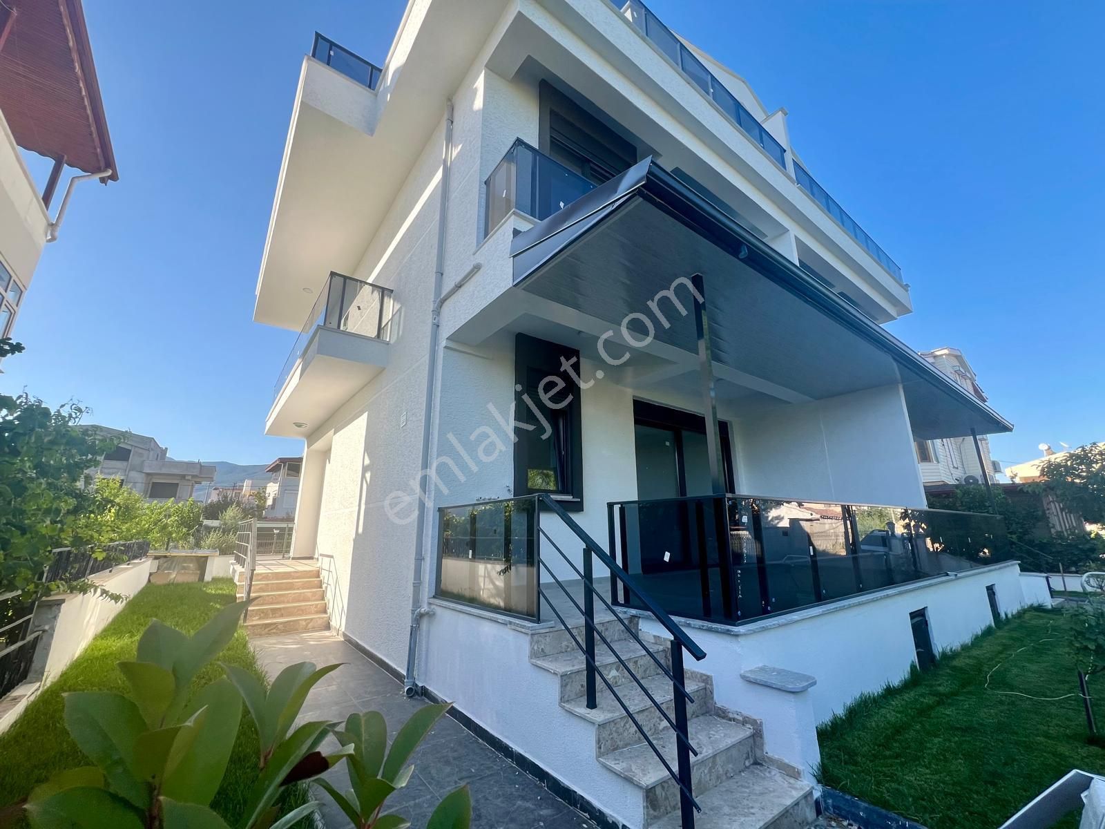 Akçay Aras Emlaktan Tahtakuşlarda Denize 50 Metre Tripleks Villa - Görsel 6