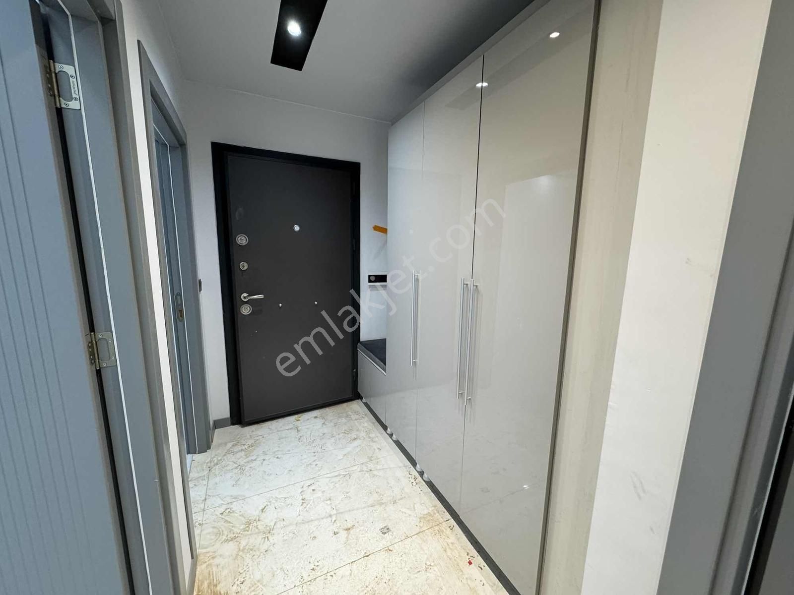 Teomanpaşa'da Ara Katta Sıfır Lüks 2+1 Daire Asansörlü - Görsel 6