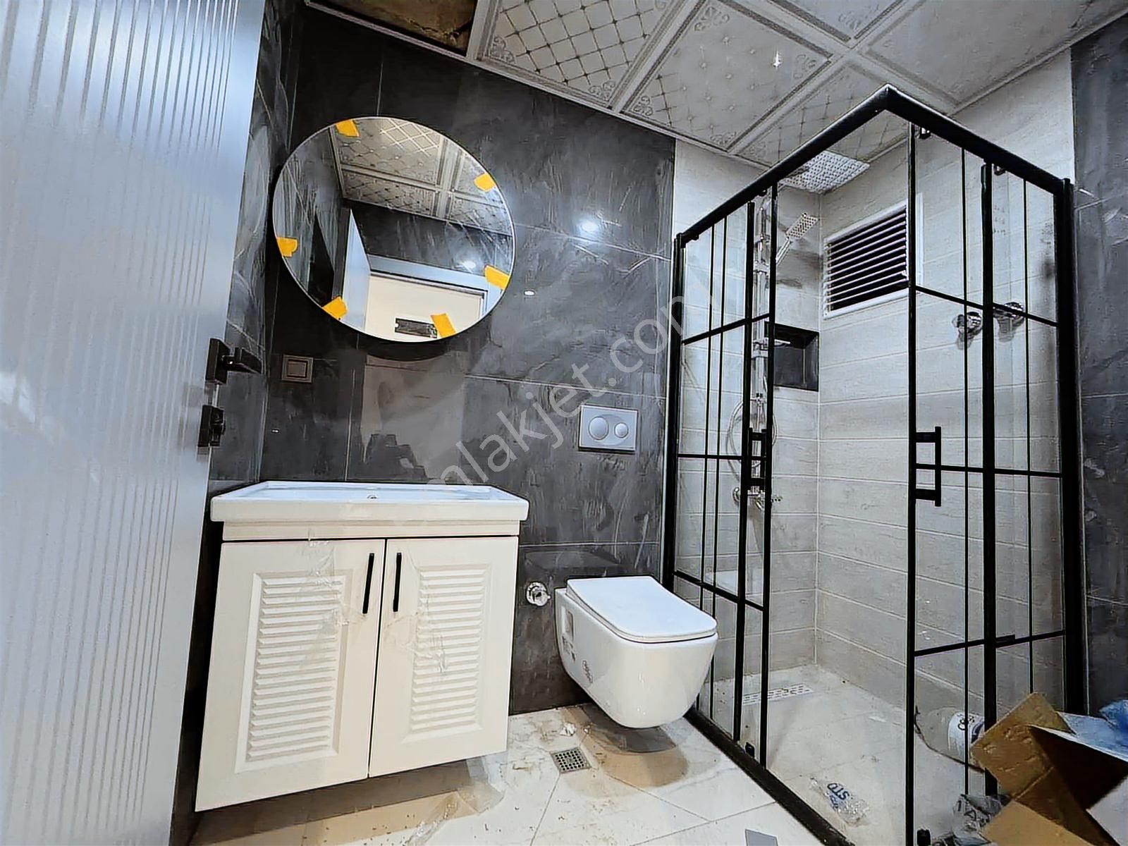 Teomanpaşa'da Ara Katta Sıfır Lüks 2+1 Daire Asansörlü - Görsel 4