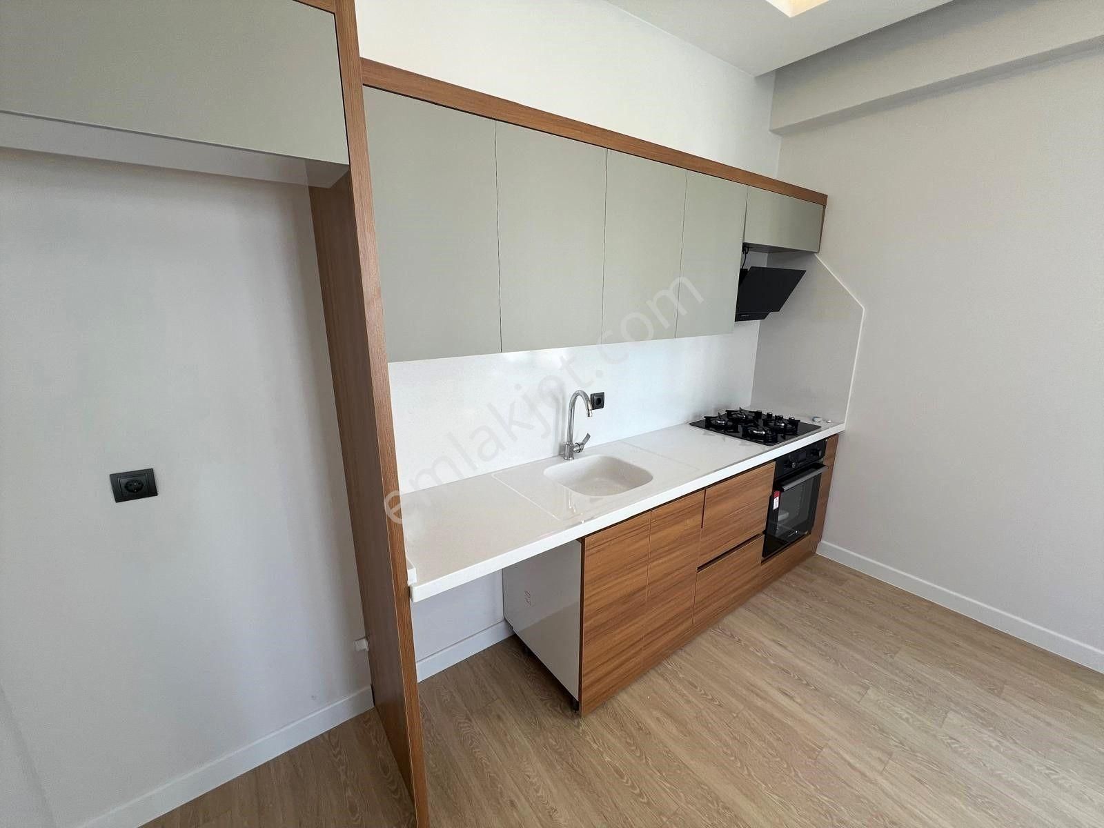 Akçay Aras Emlaktan Ön Cephe Ara Kat 2+1 Sıfır Daire - Görsel 9